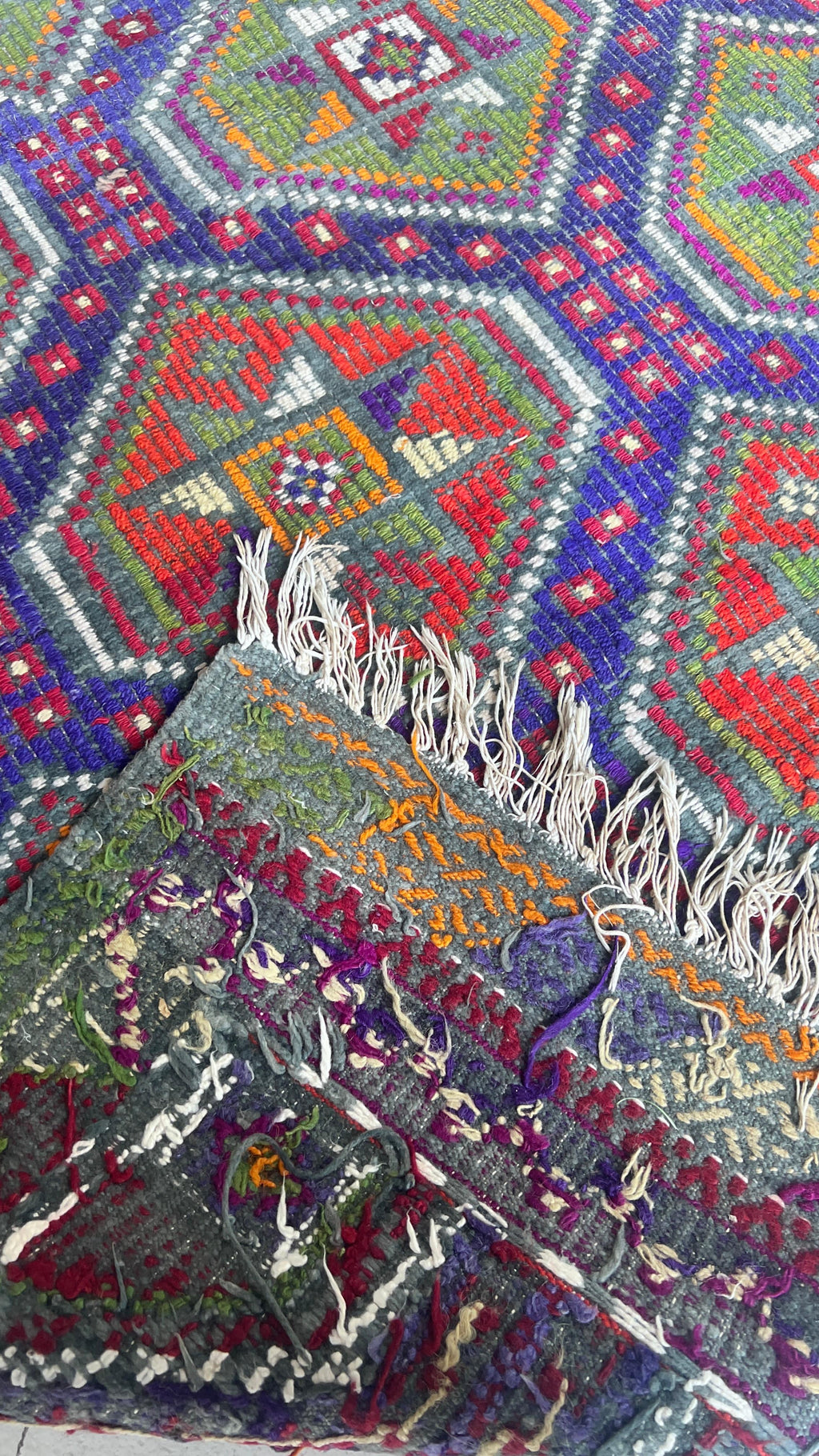 Large Vintage Anatolian Rug – 187x293 cm – Handwoven Wool Statement Carpet
