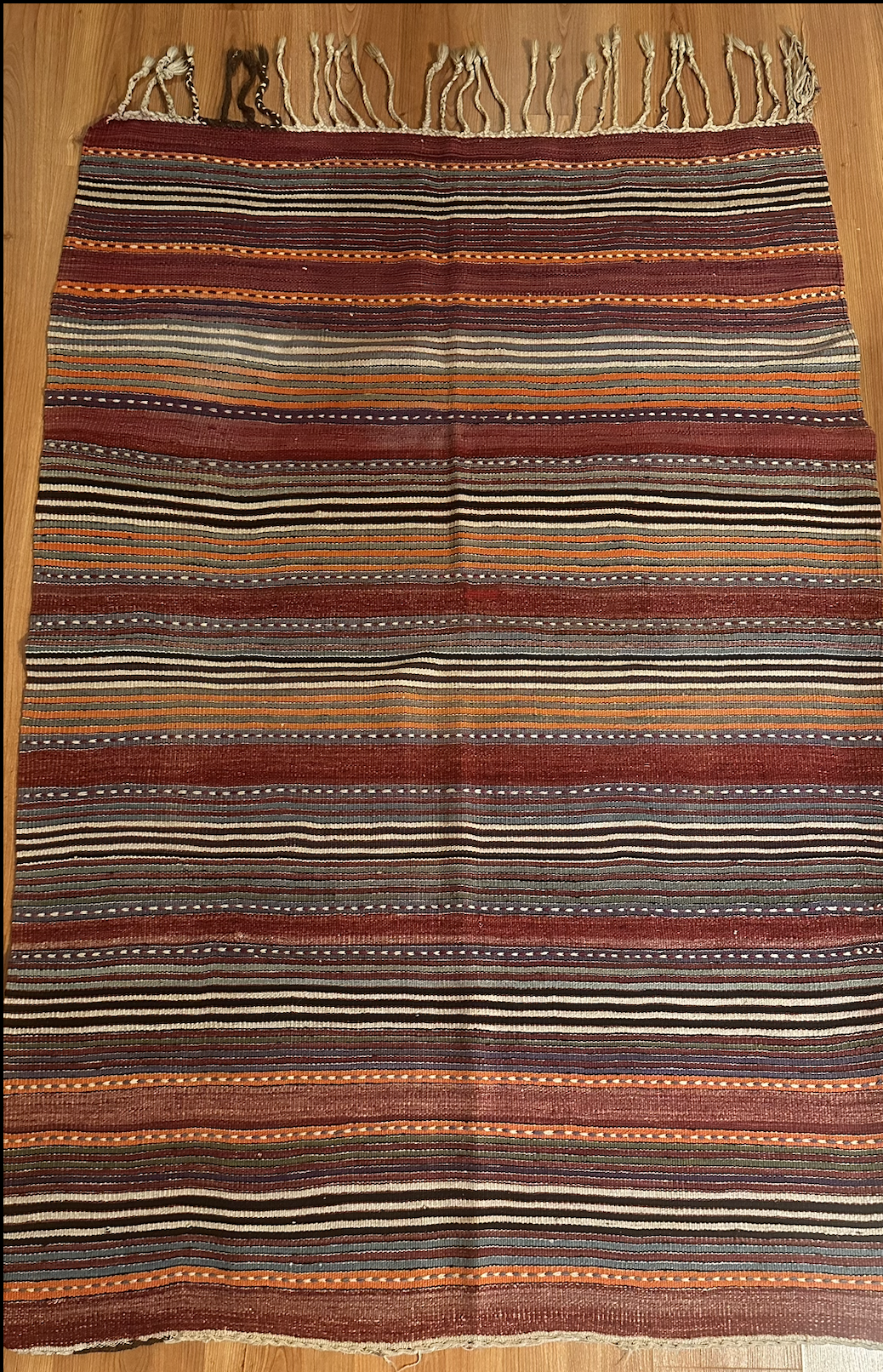 Turkish Vintage Kilim Rug – 127 × 180 cm | Handmade Wool Flatweave