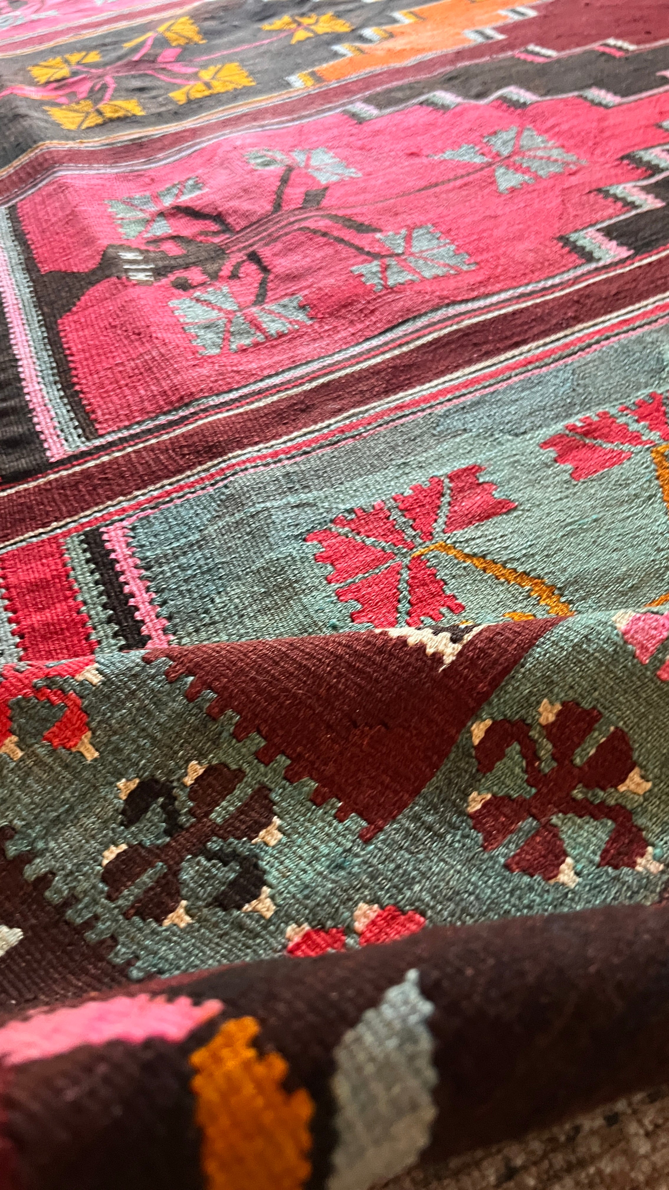 Kars Saflı Kilim 162x307 cm – Handwoven Wool Rug – Bold Tribal Statement Carpet