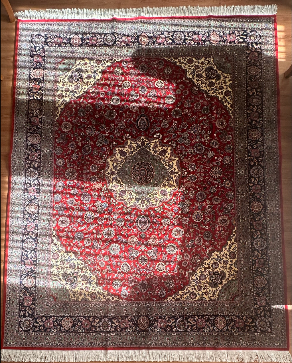 Turkish-Made Isfahan Style Rug – 305 × 245 cm – Fine Wool & Silk Highlights – Luxury Floral Medallion