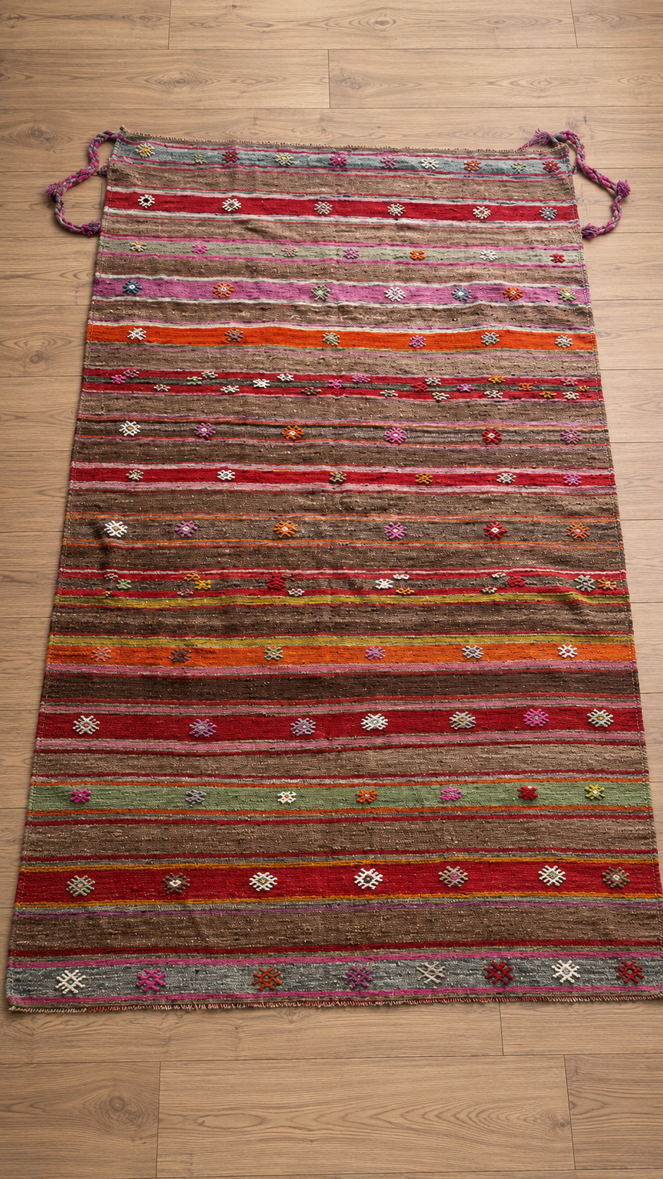 Turkish Kilim – 135 × 200 cm – Handmade Wool Kilim – Vintage Anatolian Flatweave Rug