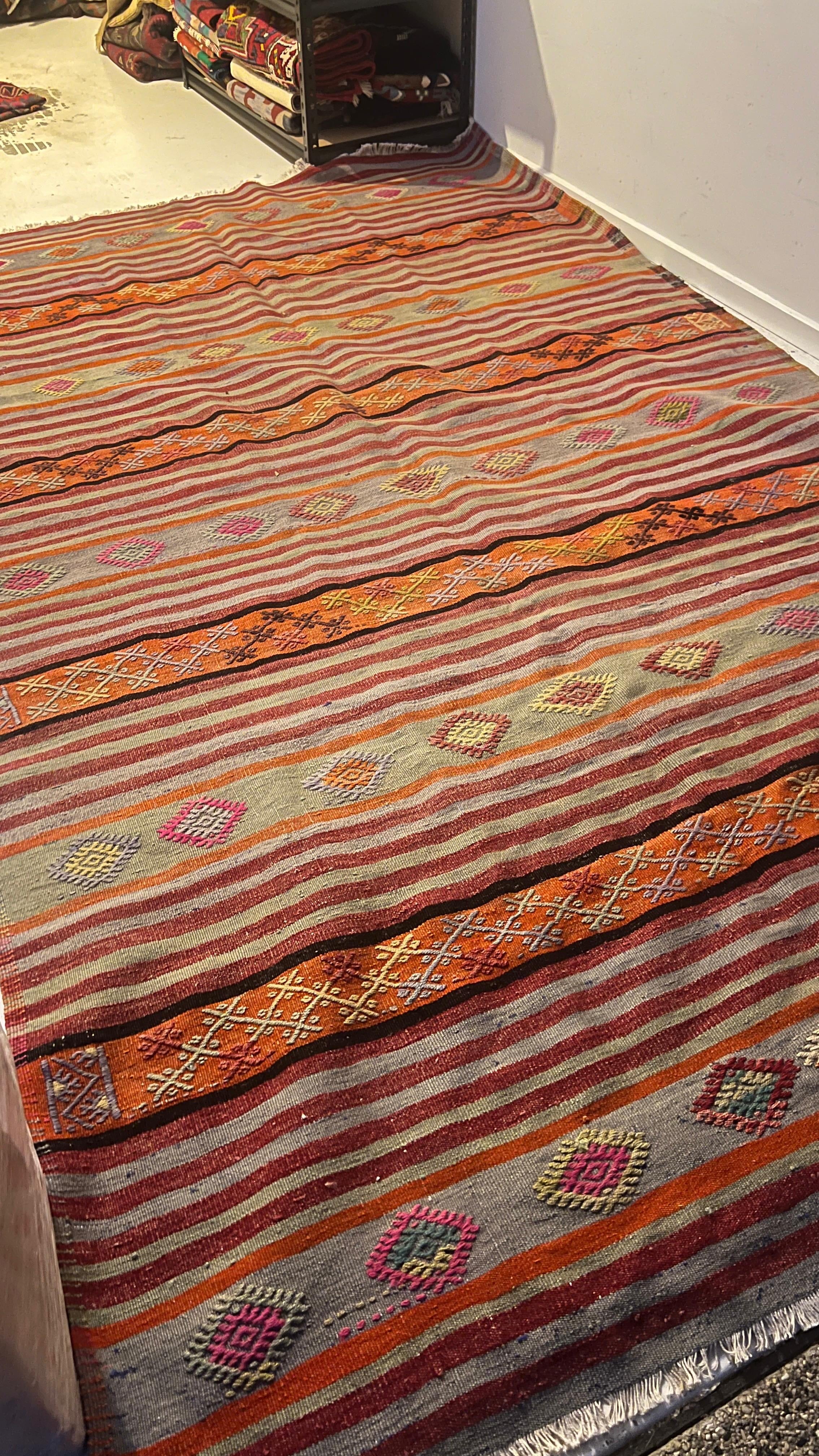 Handmade Anatolian Kilim Rug – 166x236 cm – Wool Flatweave – Tribal Bohemian Style