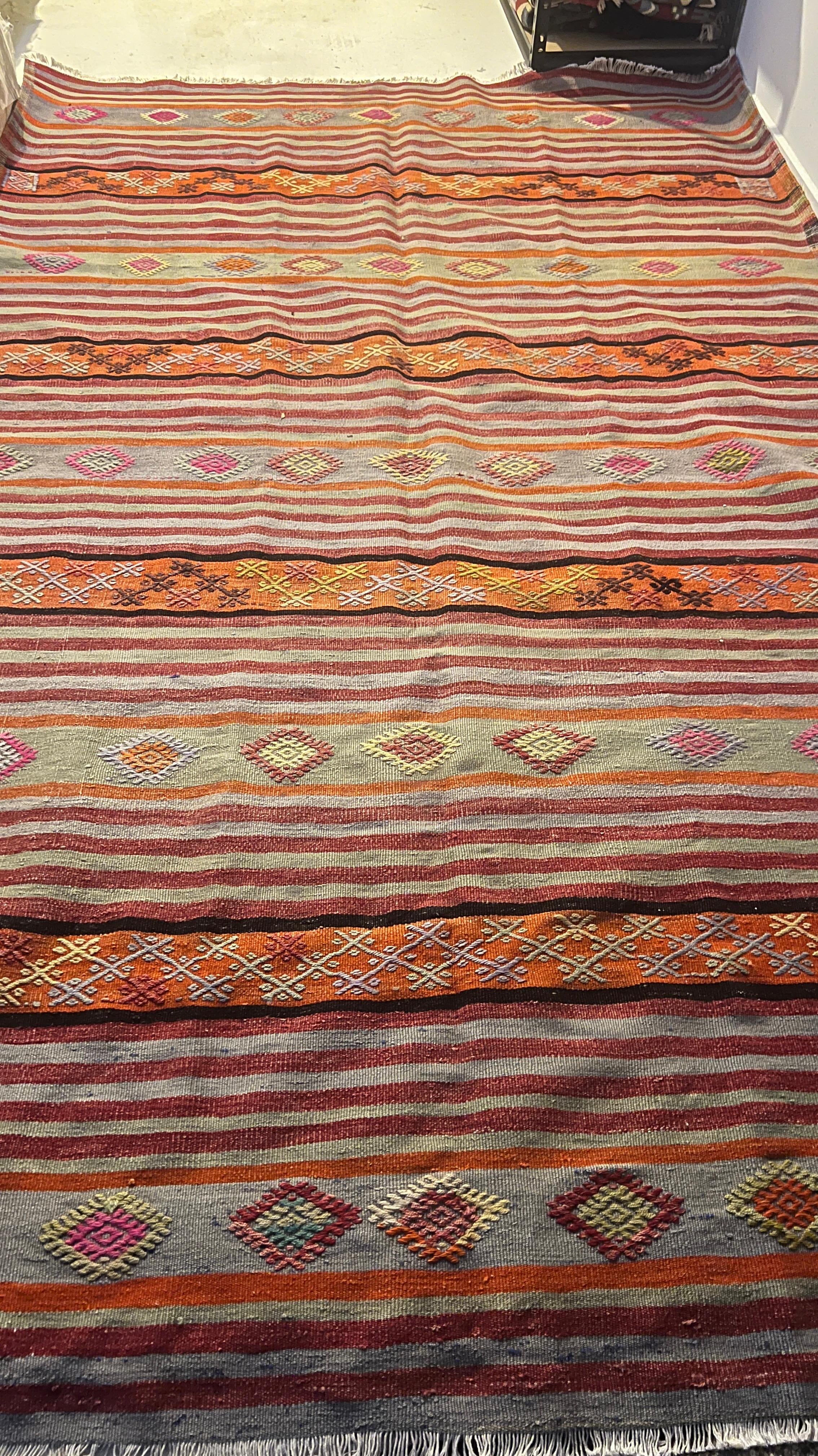 Handmade Anatolian Kilim Rug – 166x236 cm – Wool Flatweave – Tribal Bohemian Style