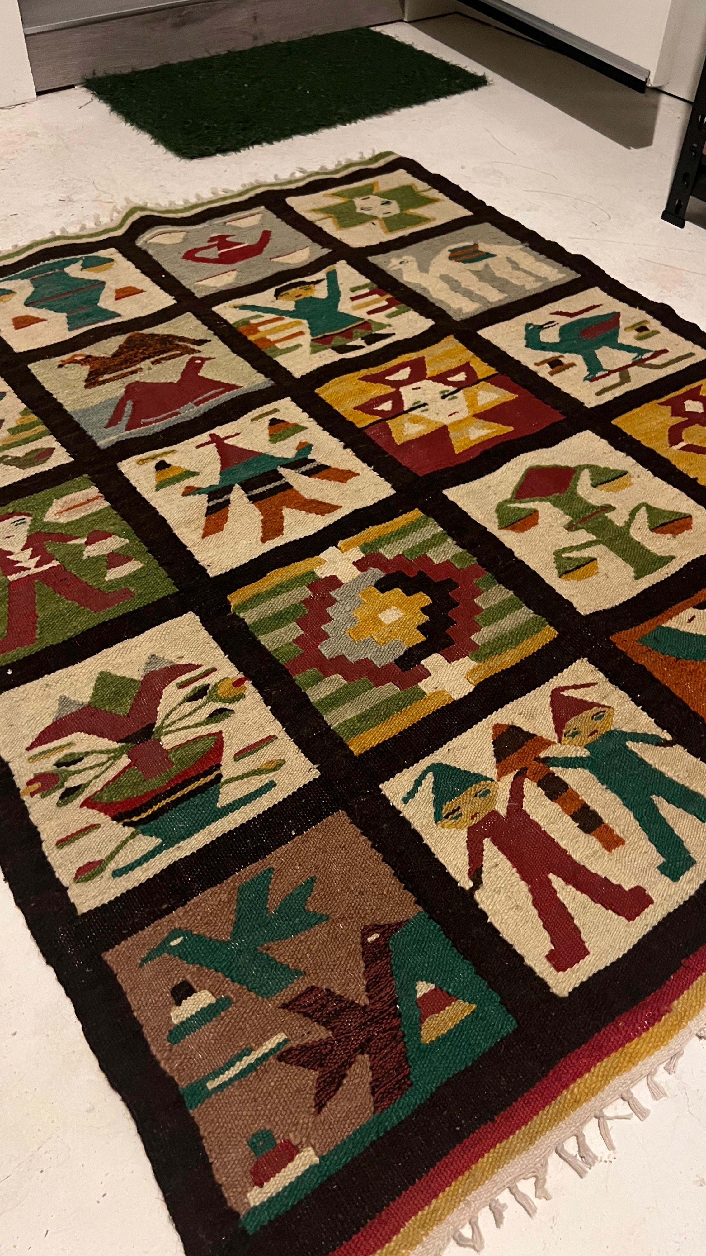 Unique Moroccan Style Kilim Rug – 100x104 cm – Handmade Wool Tribal Piece