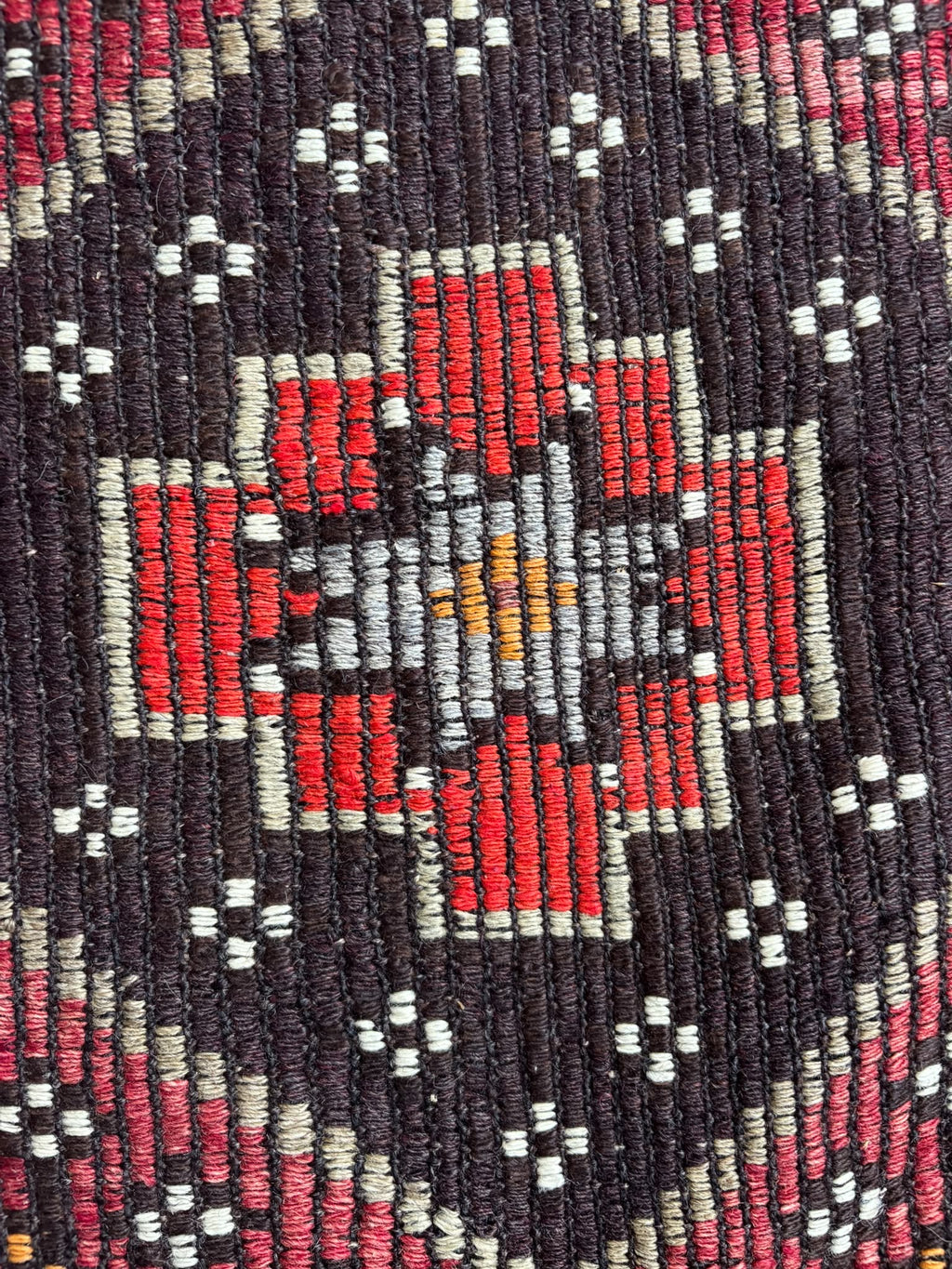 Vintage Balıkesir Cicim Kilim, Pink & Charcoal, 180 × 330 cm – detail view 4