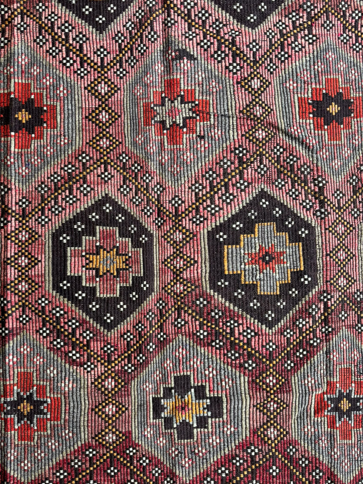 Vintage Balıkesir Cicim Kilim, Pink & Charcoal, 180 × 330 cm – detail view 2