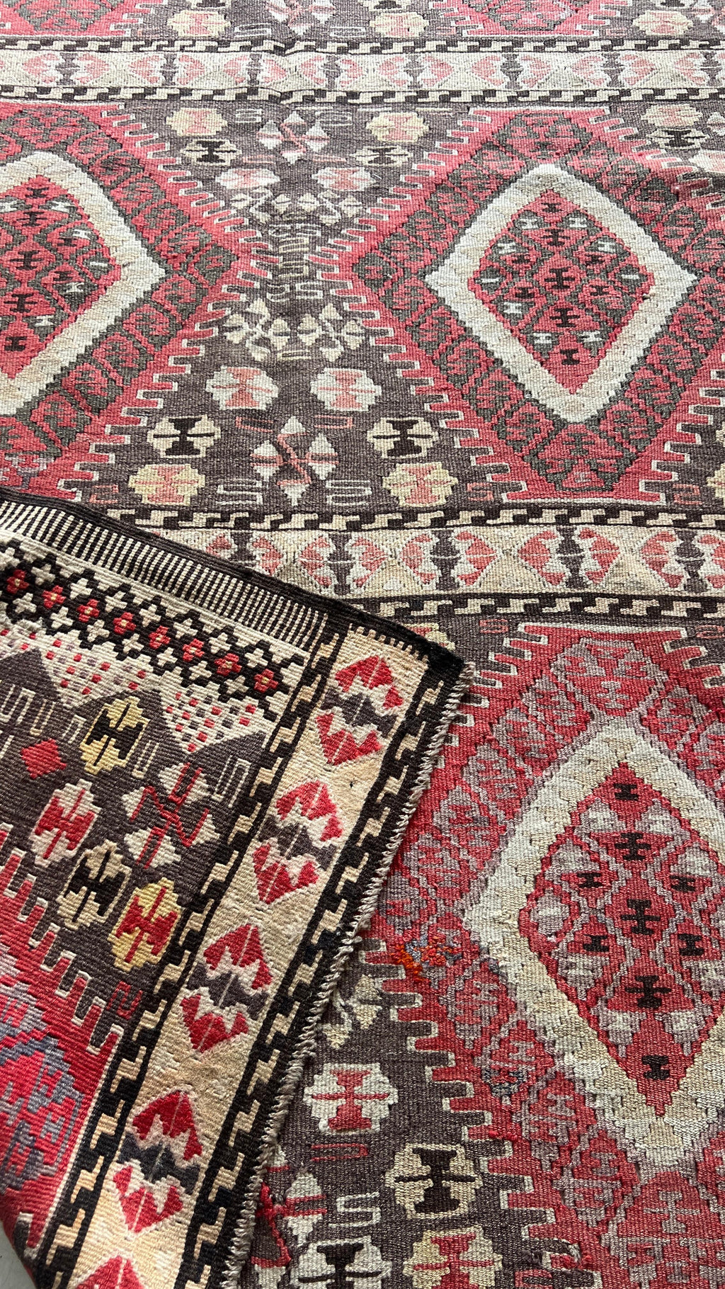 Handwoven Anatolian Kilim – 130x214 cm – Wool Tribal Rug – Vintage Geometric Design