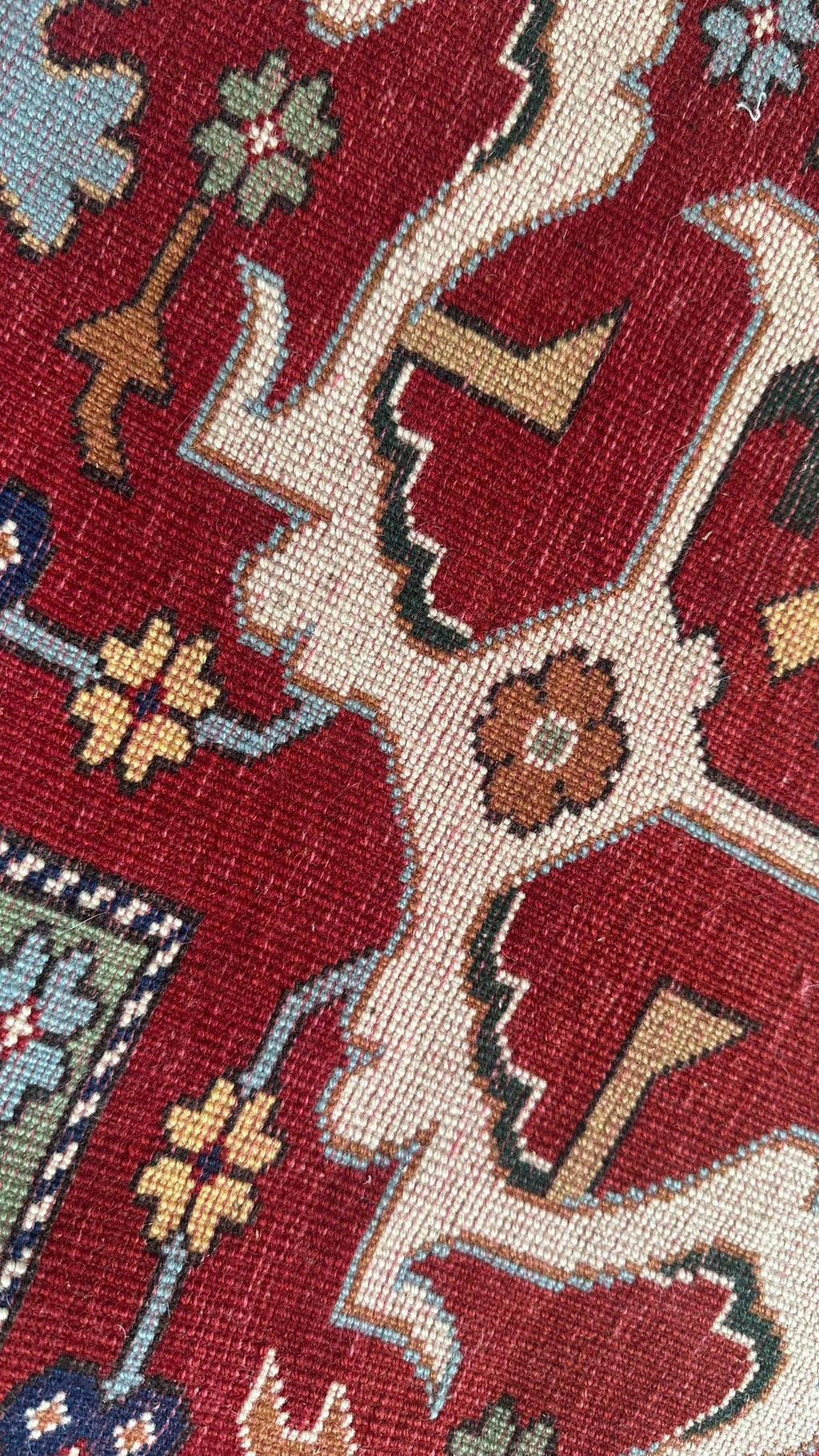 Antique Anatolian Yörük Rug – 206 × 274 cm – Handwoven Wool – Natural Vegetable Dyes – Tribal Geometric