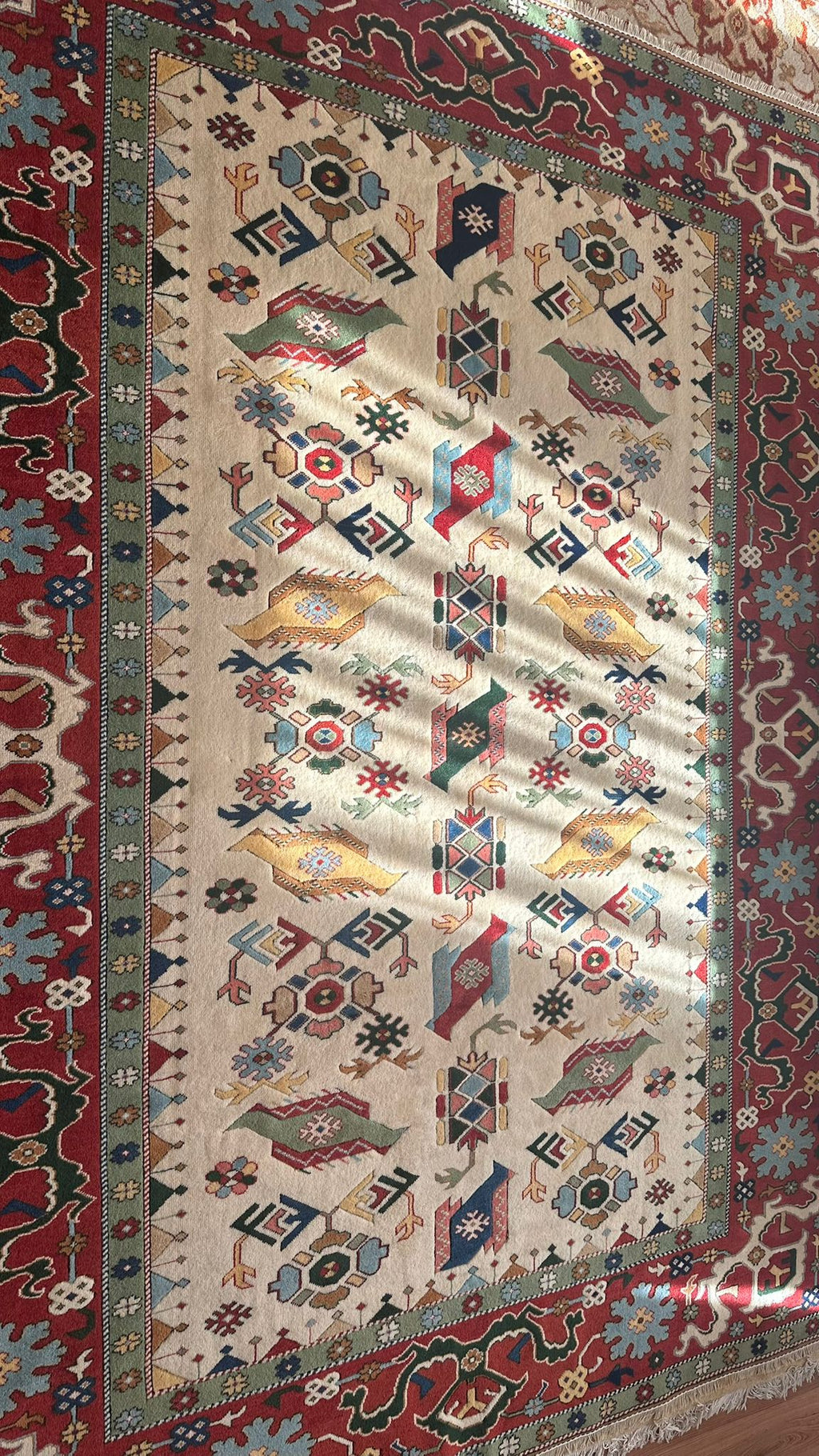 Antique Anatolian Yörük Rug – 206 × 274 cm – Handwoven Wool – Natural Vegetable Dyes – Tribal Geometric