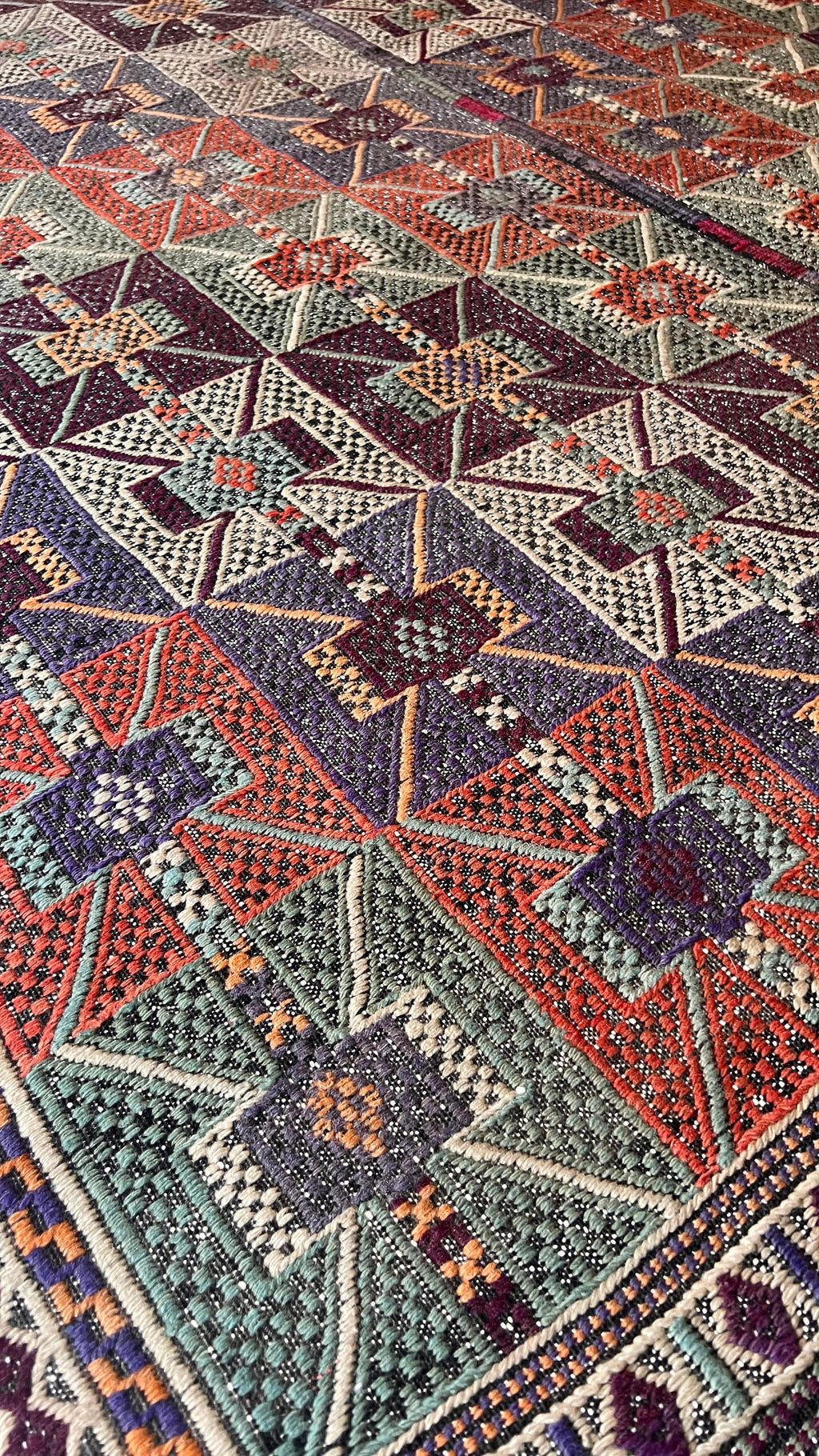 Handwoven Turkish Cicim Kilim – 197 × 228 cm – Vintage Tribal Wool Rug