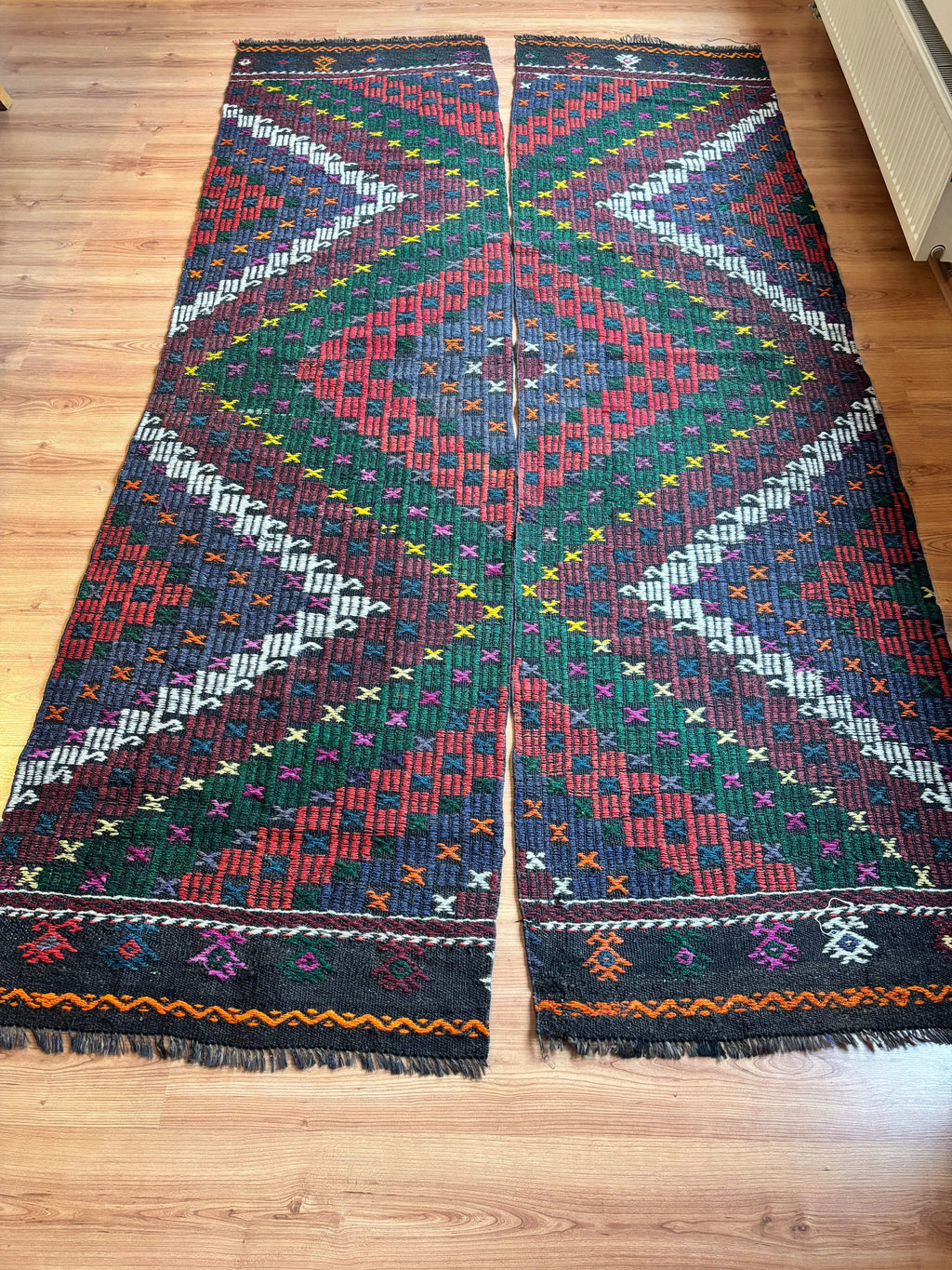 Vintage Balıkesir Cicim Runner, Green & Red, 80 × 300 cm – detail view 2