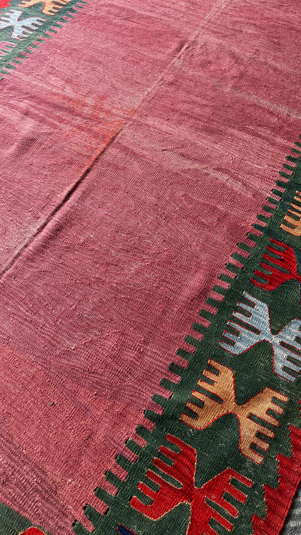 Handwoven Turkish Denizli Kilim – 166 × 206 cm – 100% Wool Vintage Style Kilim