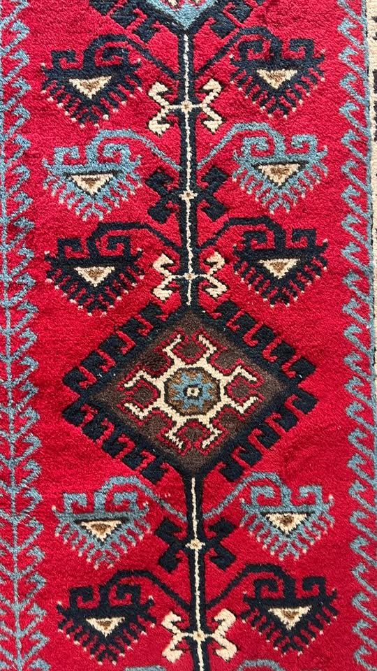 Turkish Döşemealtı Rug, Red Navy, 200 × 300 cm – detail view 4