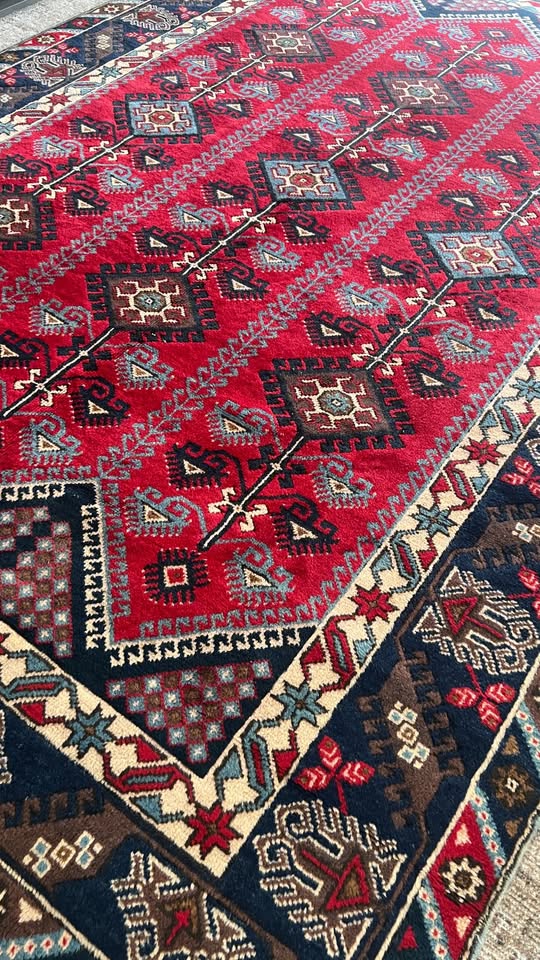 Turkish Döşemealtı Rug, Red Navy, 200 × 300 cm – detail view 5