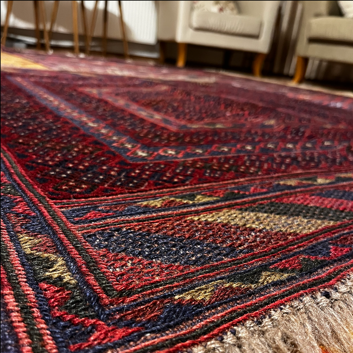 Turkmen Tekke Rug – 110 × 130 cm | Handwoven Wool Tribal Carpet