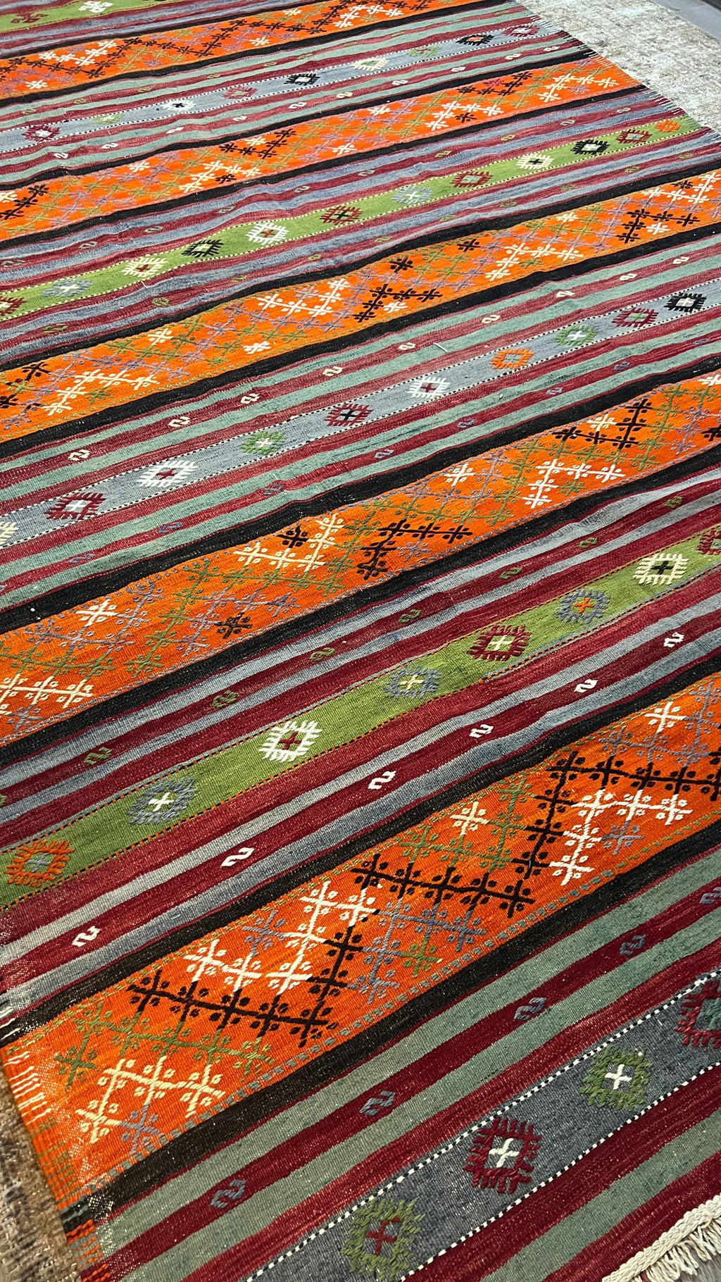 Handwoven Anatolian Kilim Rug – 200x300 cm – Wool Bohemian Tribal Carpet