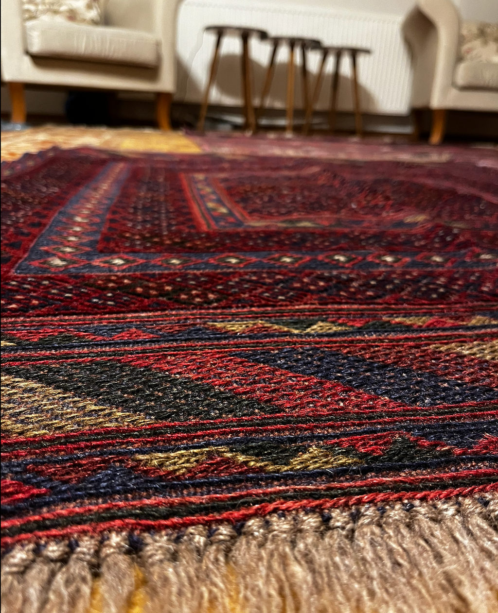 Turkmen Tekke Rug – 110 × 130 cm | Handwoven Wool Tribal Carpet