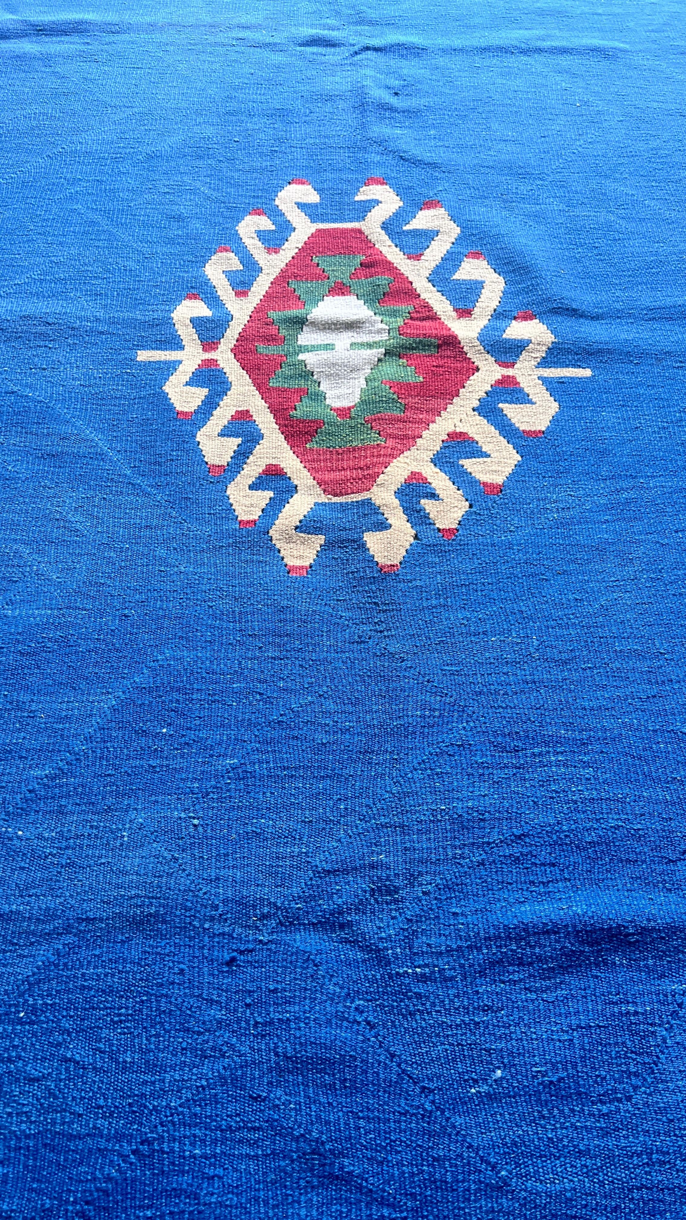 Vintage Turkish Denizli Kilim 167x232 cm – Handwoven Wool Tribal Blue Rug