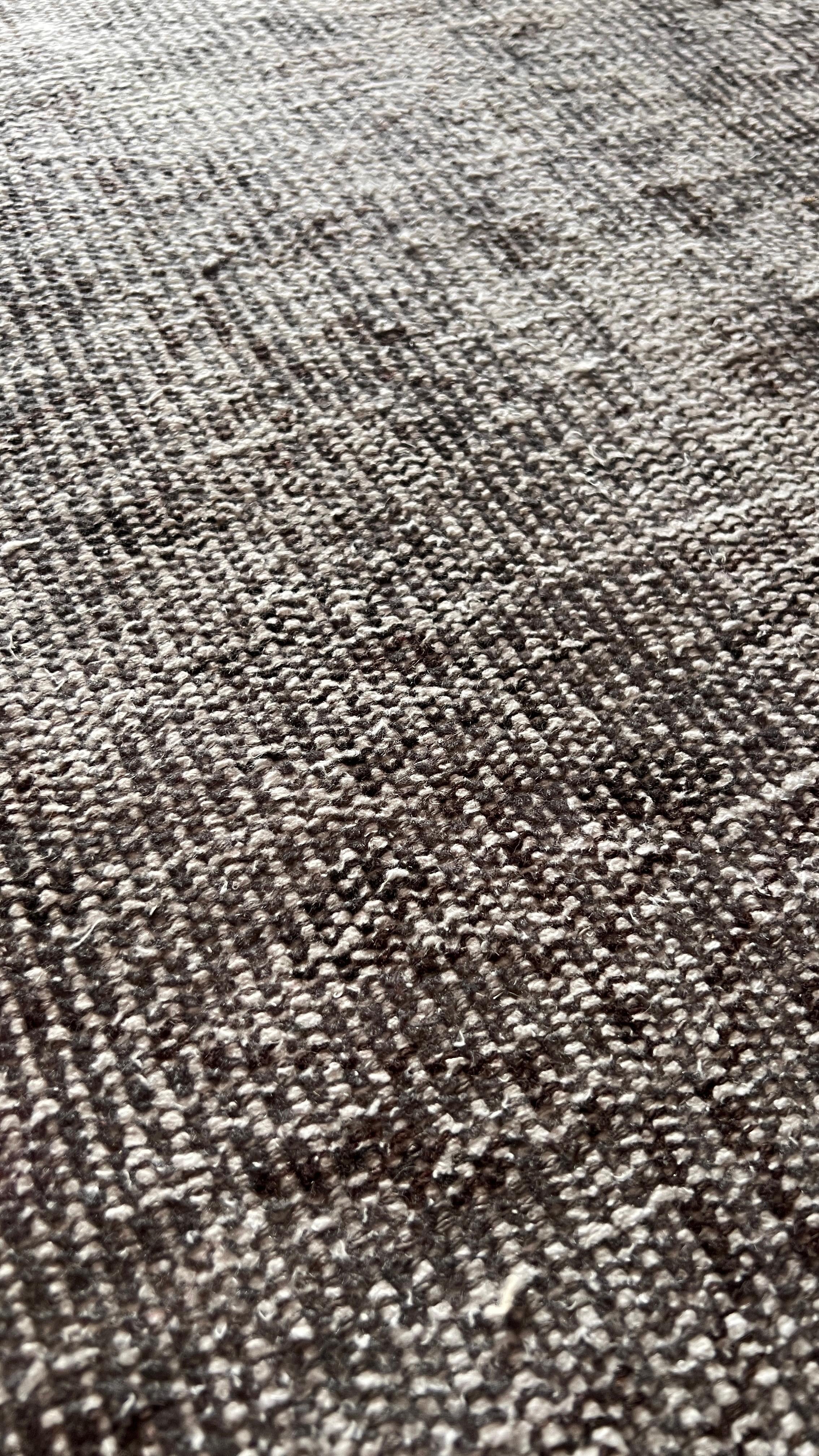 Vintage Minimalist Turkish Rug 160x235 cm – Handwoven Wool Kilim – Charcoal Grey Flatweave