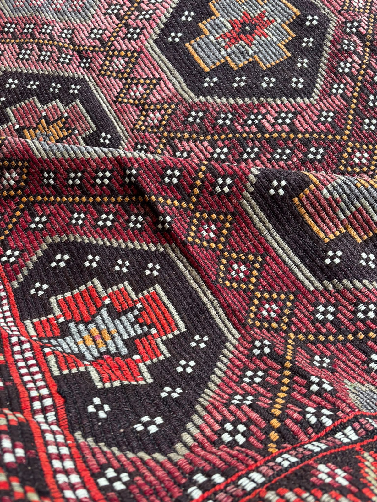 Vintage Balıkesir Cicim Kilim, Pink & Charcoal, 180 × 330 cm – detail view 3