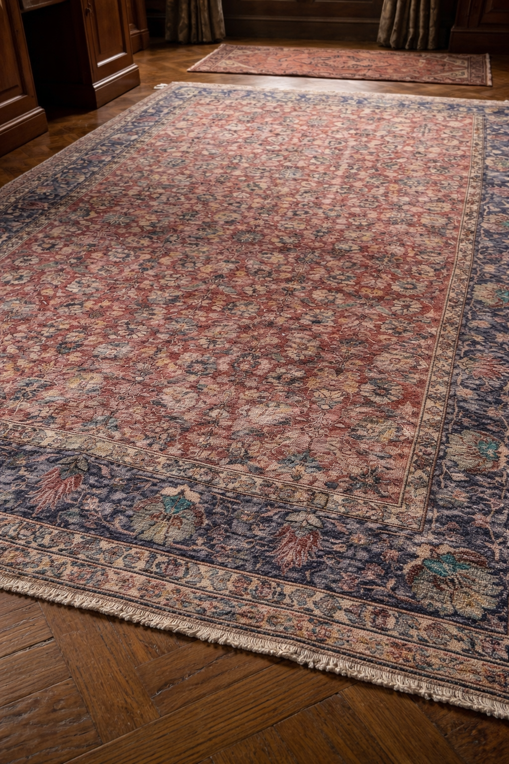 150 Year Old Authentic Isparta Turkish Rug – Handwoven Wool – 187x342 cm