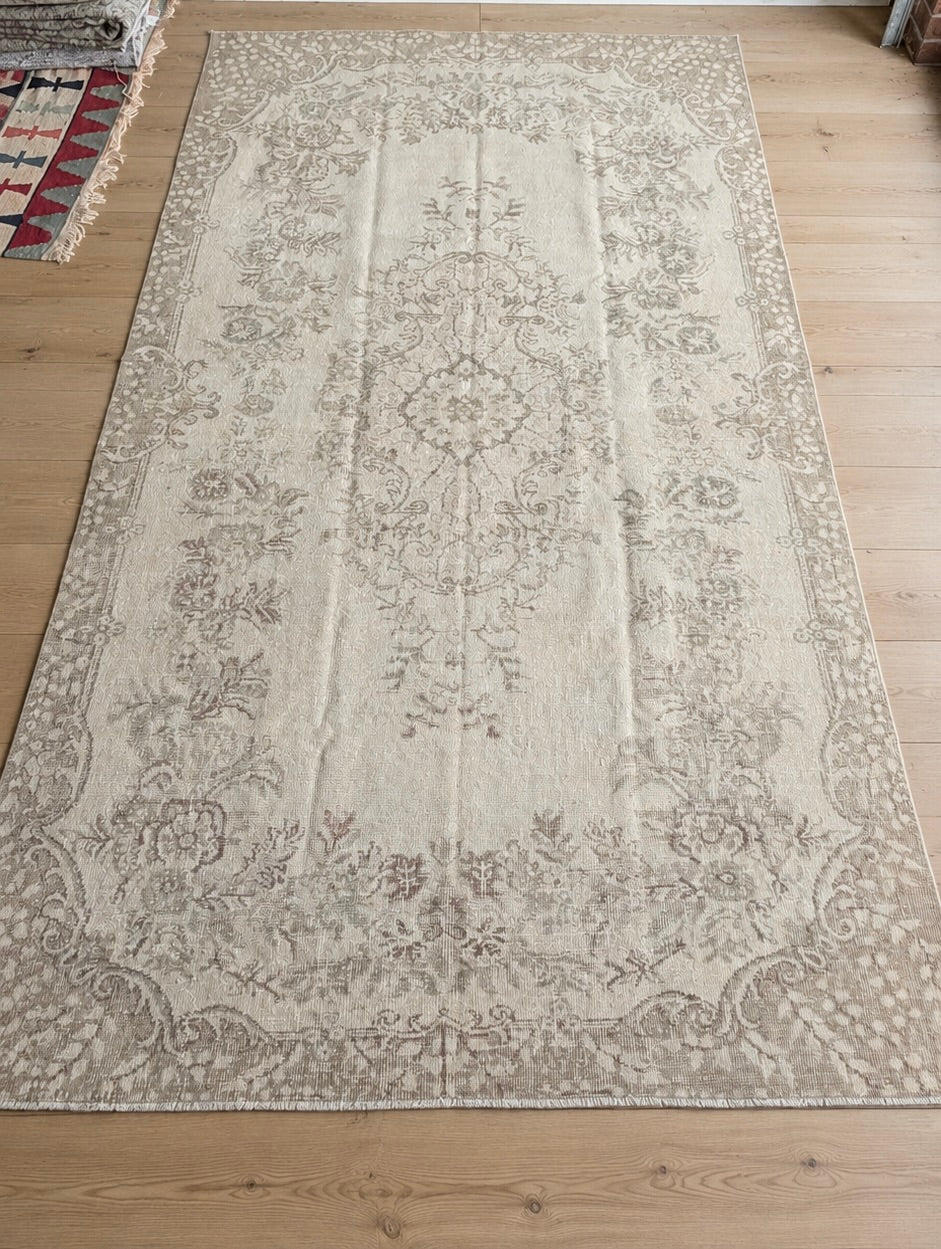 Vintage Turkish Rug – 166 × 293 cm – Handmade Wool & Cotton – Distressed Anatolian Carpet