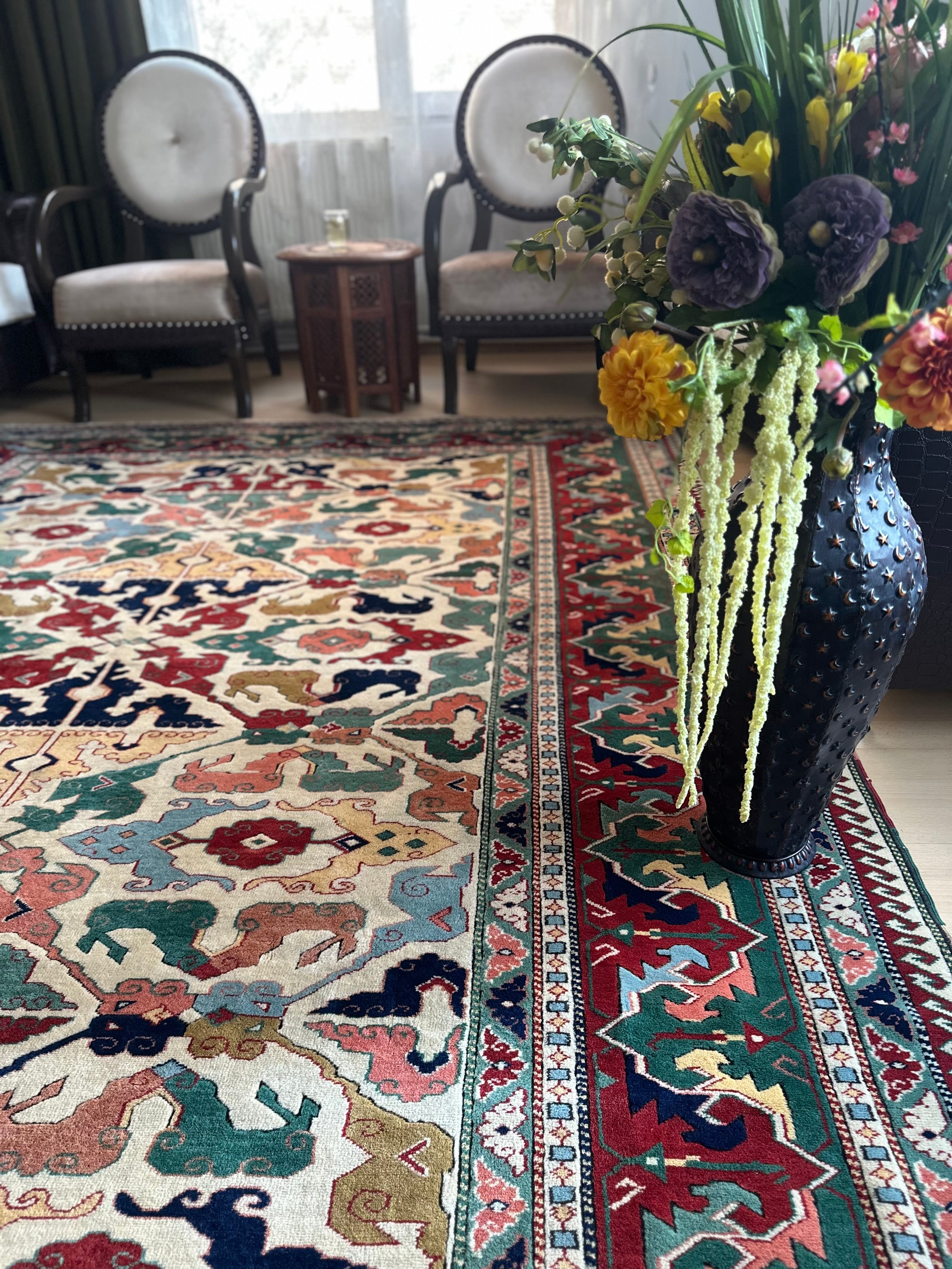 Turkish Yoruk Handwoven Wool Rug – 233×285 cm | Anatolian Tribal Carpet