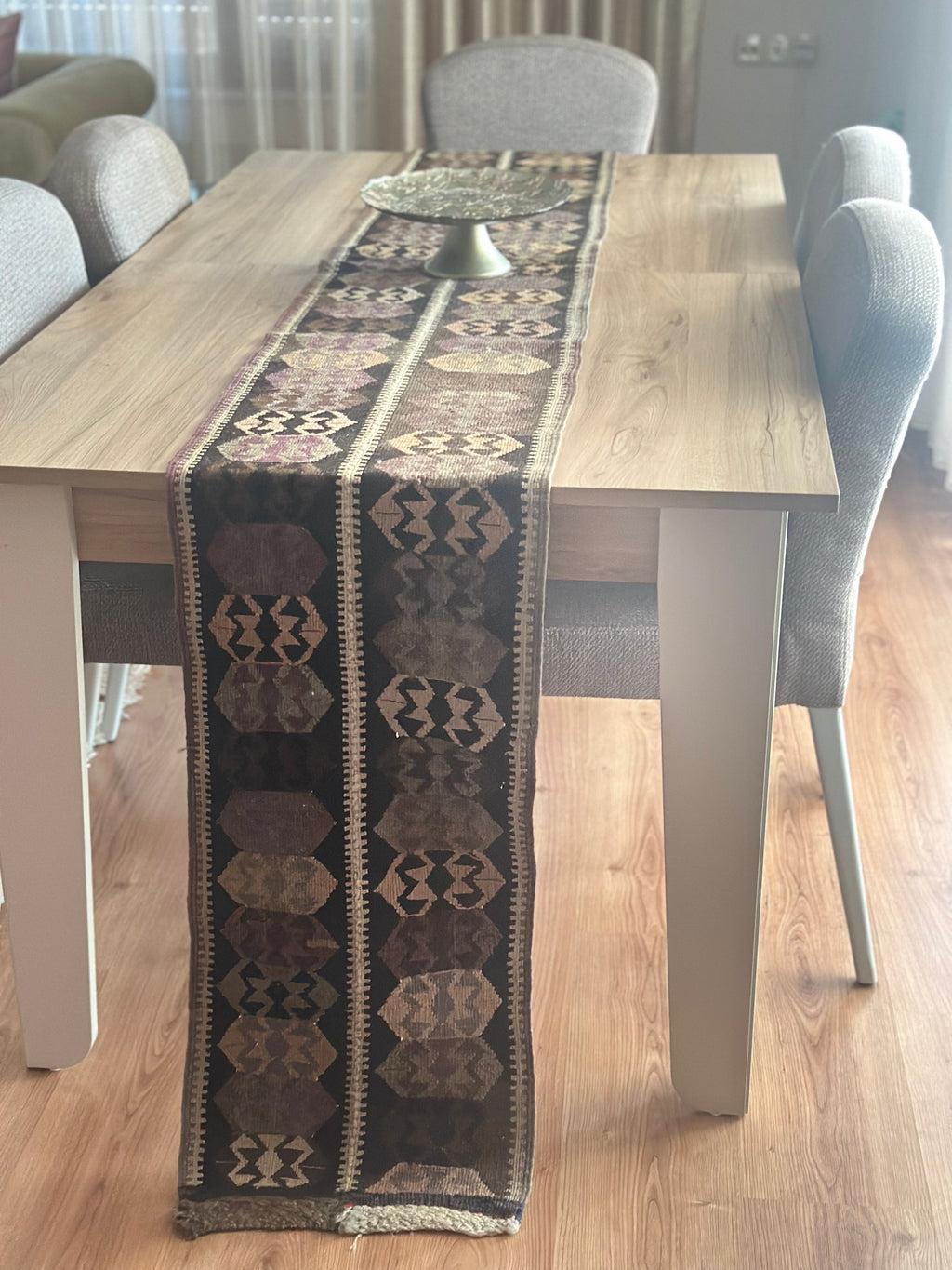37 × 320 cm Handmade Vintage Kars Kağızman Kilim Runner – Turkish Wool Table Runner