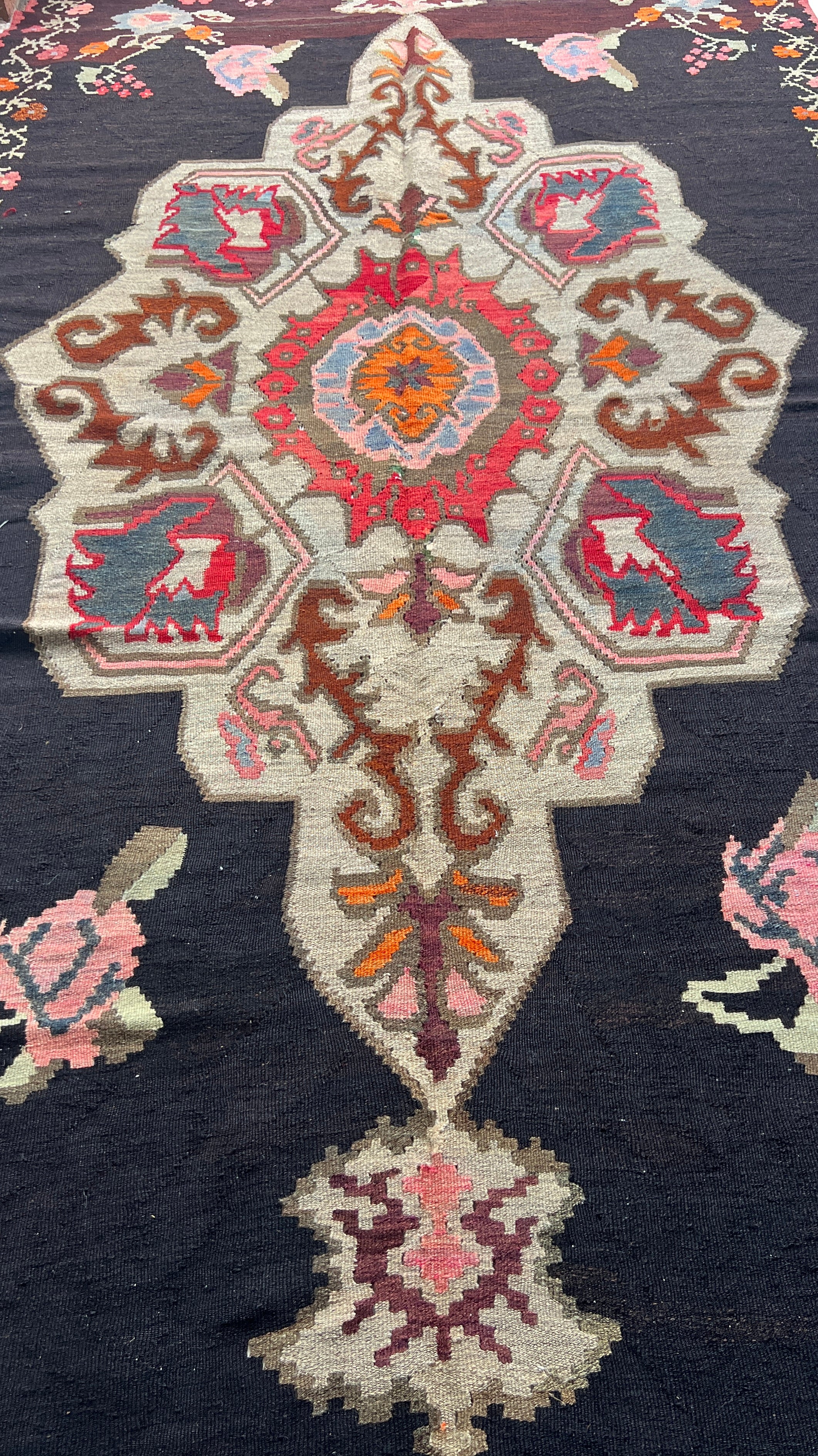 Vintage Floral Runner Rug – 168x356 cm – Handmade Wool – Dark Bohemian Statement Piece