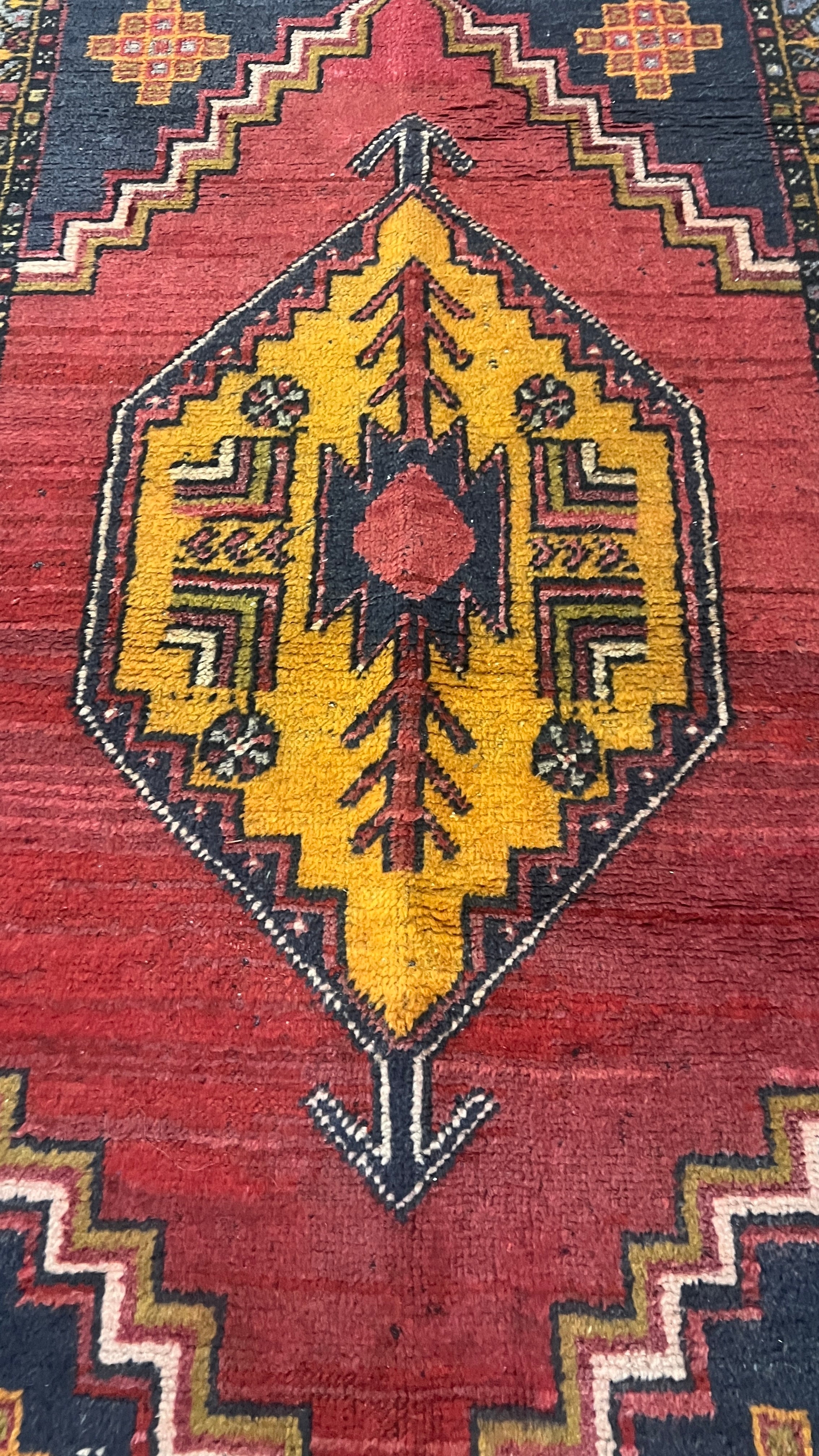 Handmade Turkish Niğde Rug 98x183 cm – Vintage Wool Anatolian Runner
