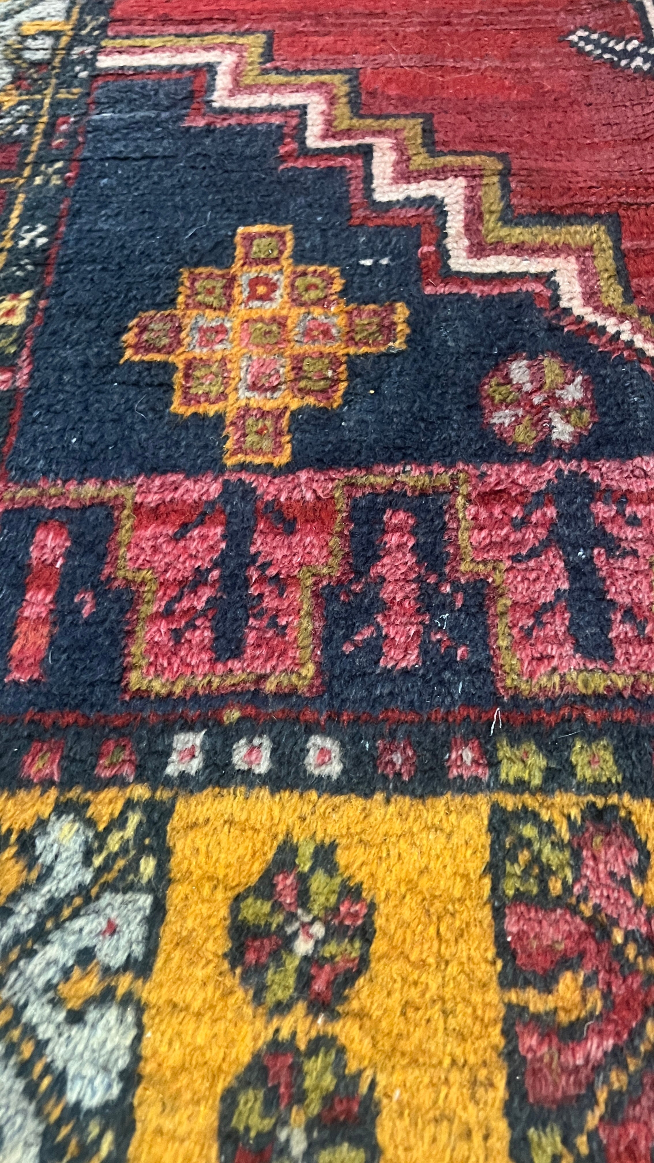 Handmade Turkish Niğde Rug 98x183 cm – Vintage Wool Anatolian Runner