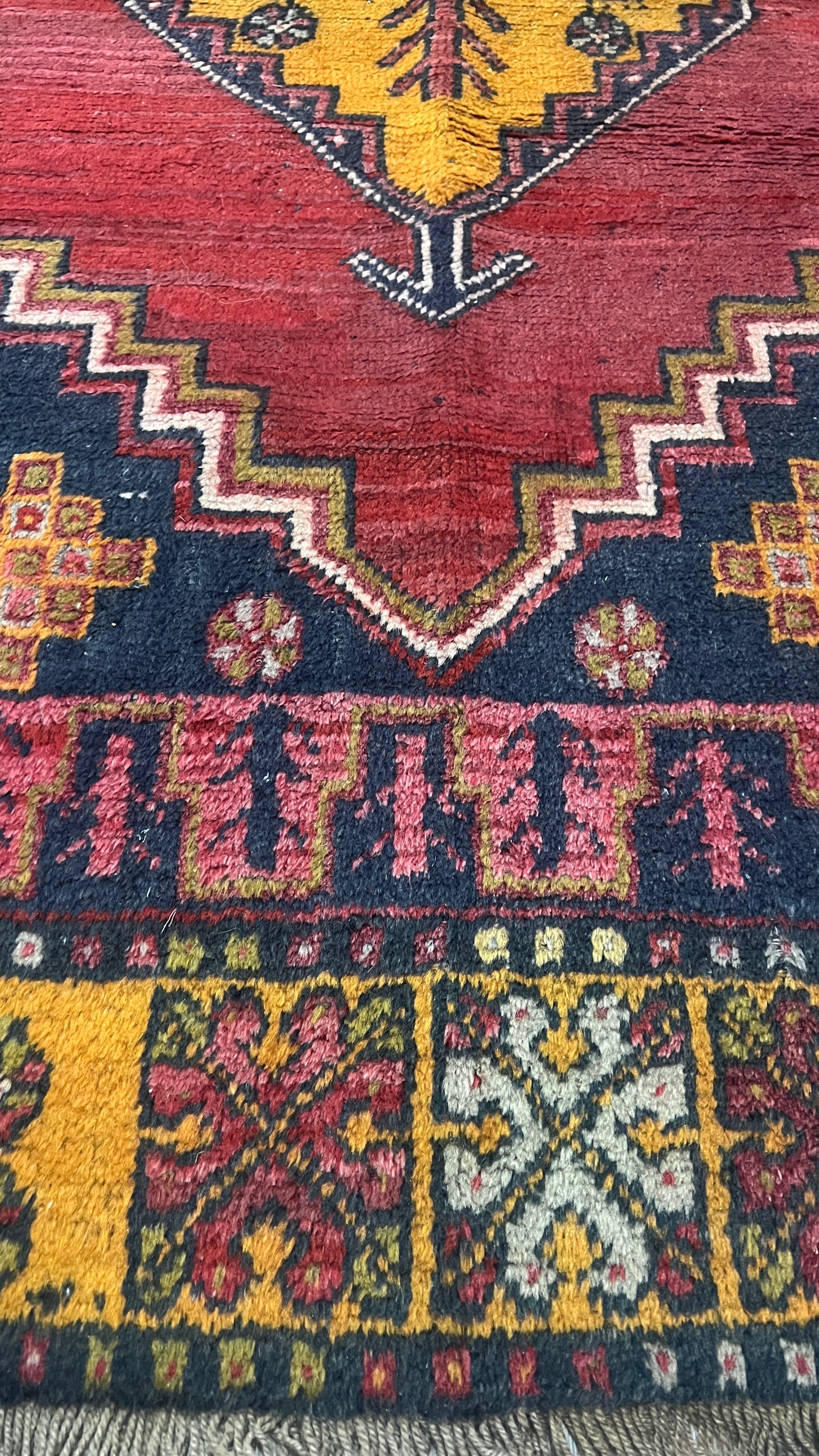 Handmade Turkish Niğde Rug 98x183 cm – Vintage Wool Anatolian Runner
