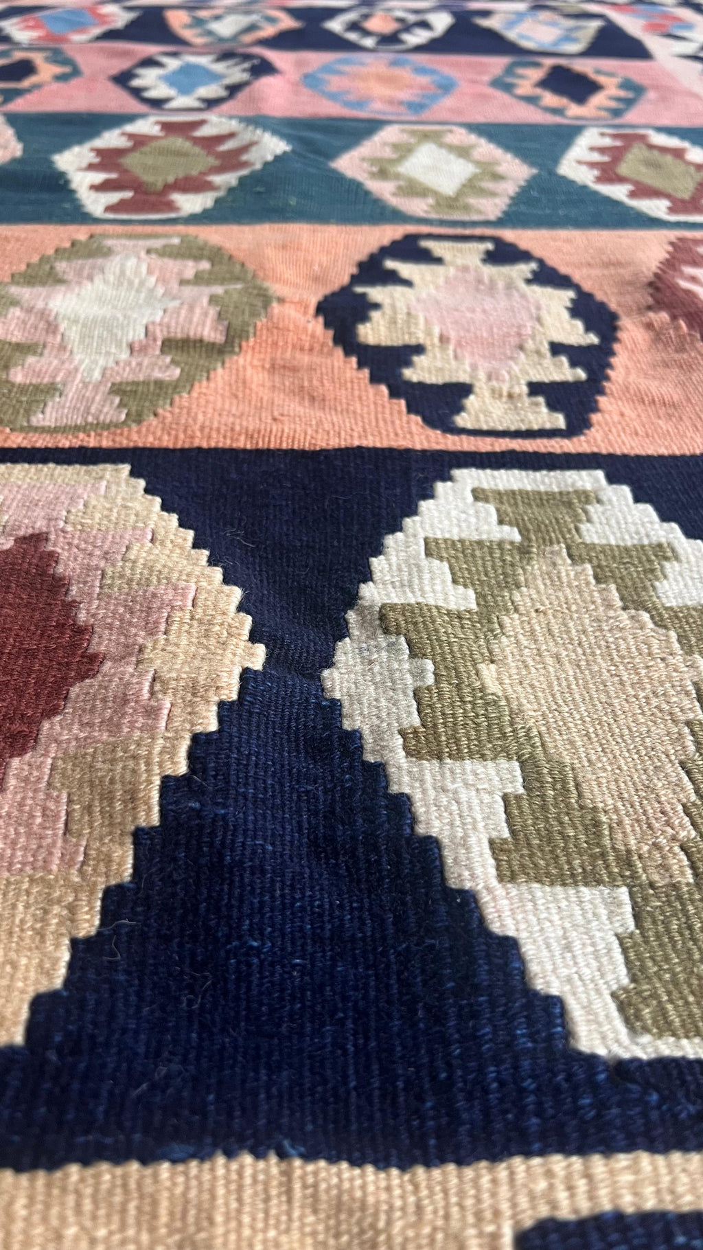 Handmade Turkish Denizli Kilim – 124 × 234 cm