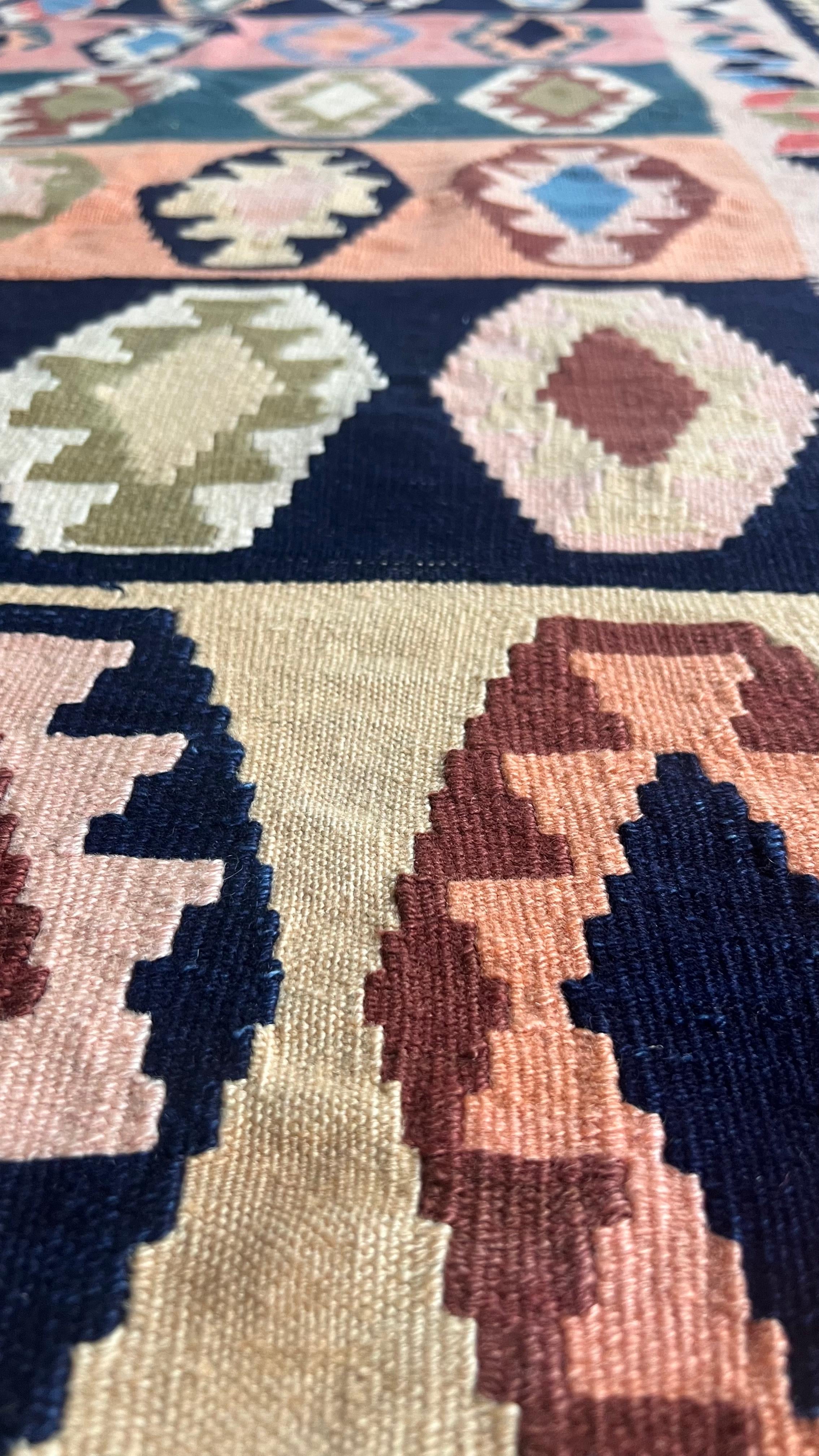 Handmade Turkish Denizli Kilim – 124 × 234 cm