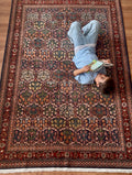 Hereke Handwoven Wool Rug – 160×250 cm | Classic Turkish Floral Carpet