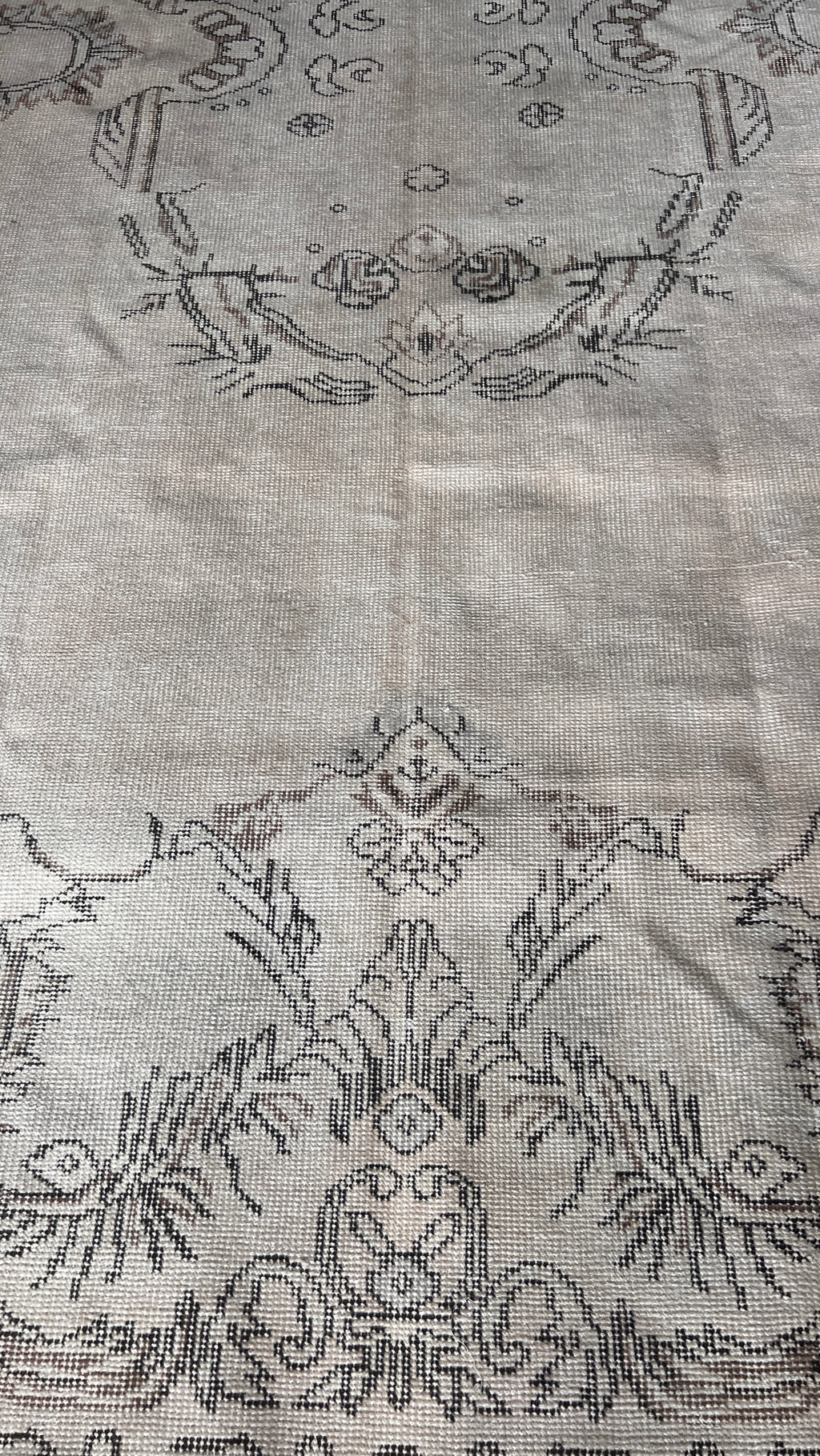 Vintage Isparta Turkish Rug 190x302 cm – Handwoven Wool Large Area Rug – Neutral Floral Carpet