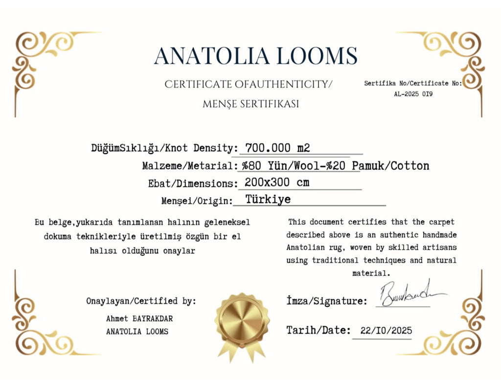 Ottoman Premium Hereke Wool Rug – 200×300 cm | Handwoven Turkish Floral Carpet