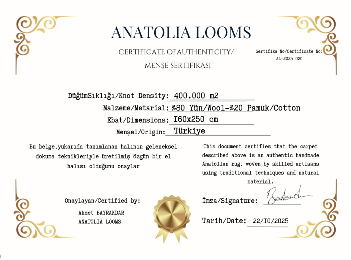 Hereke Handwoven Wool Rug – 160×250 cm | Classic Turkish Floral Carpet