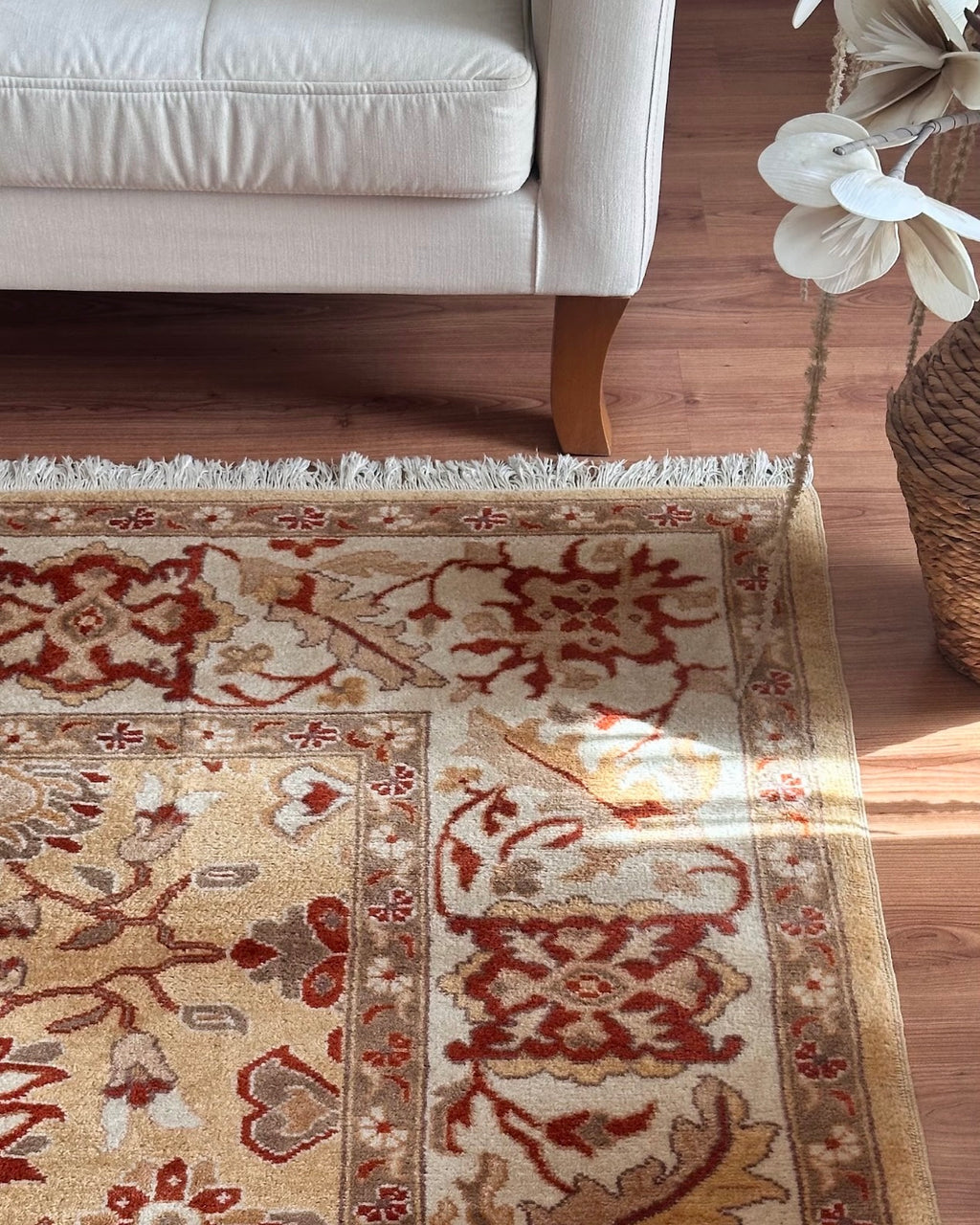 Luxury Uşak Wool Rug – 220×330 cm | Handwoven Turkish Carpet