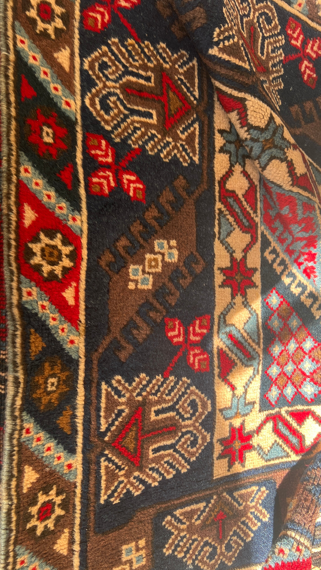 Handmade Turkish Döşemealtı Rug – 200x300 cm