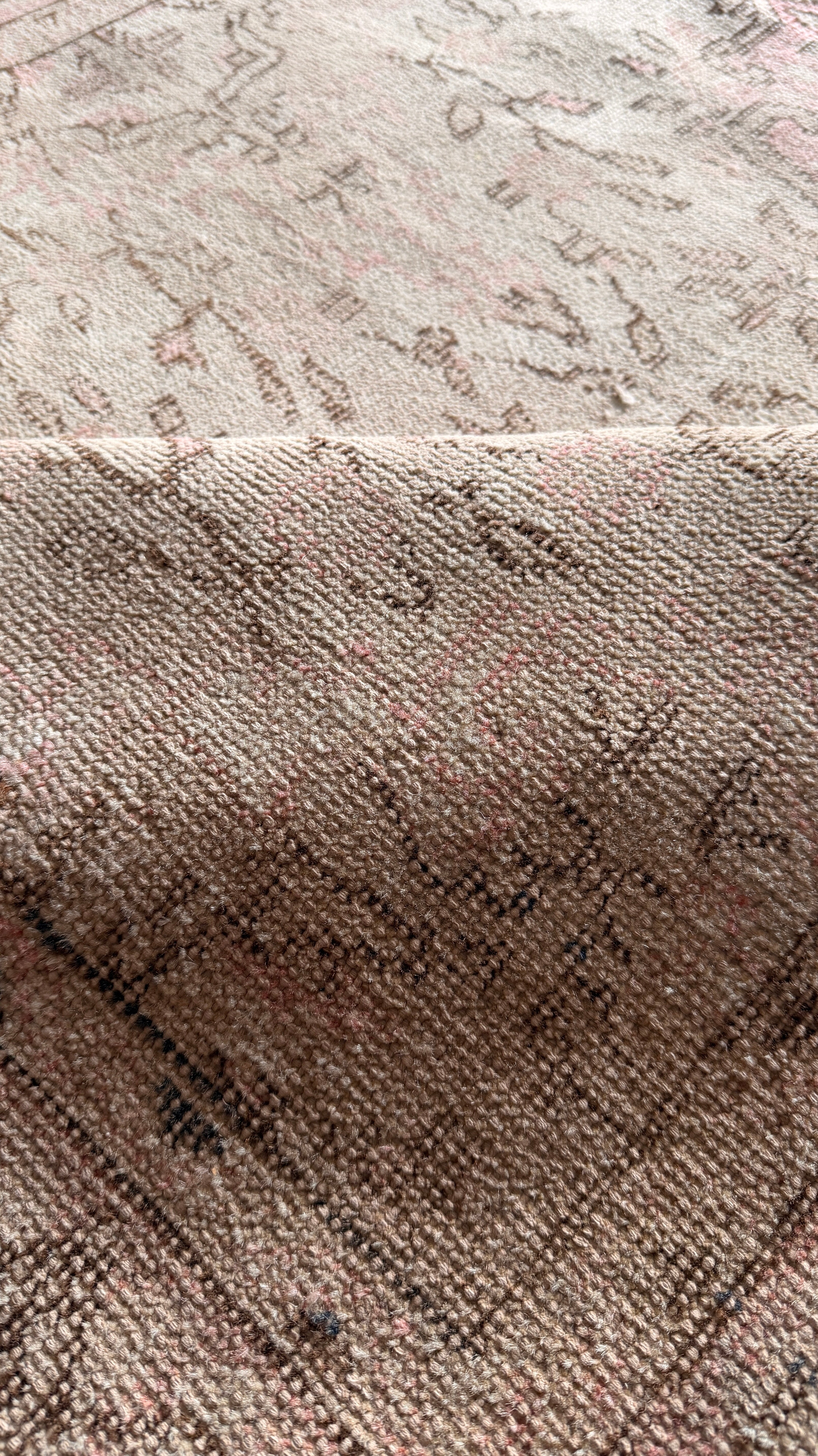 Vintage Turkish Oushak Rug – 118x204 cm – Soft Neutral Wool Carpet