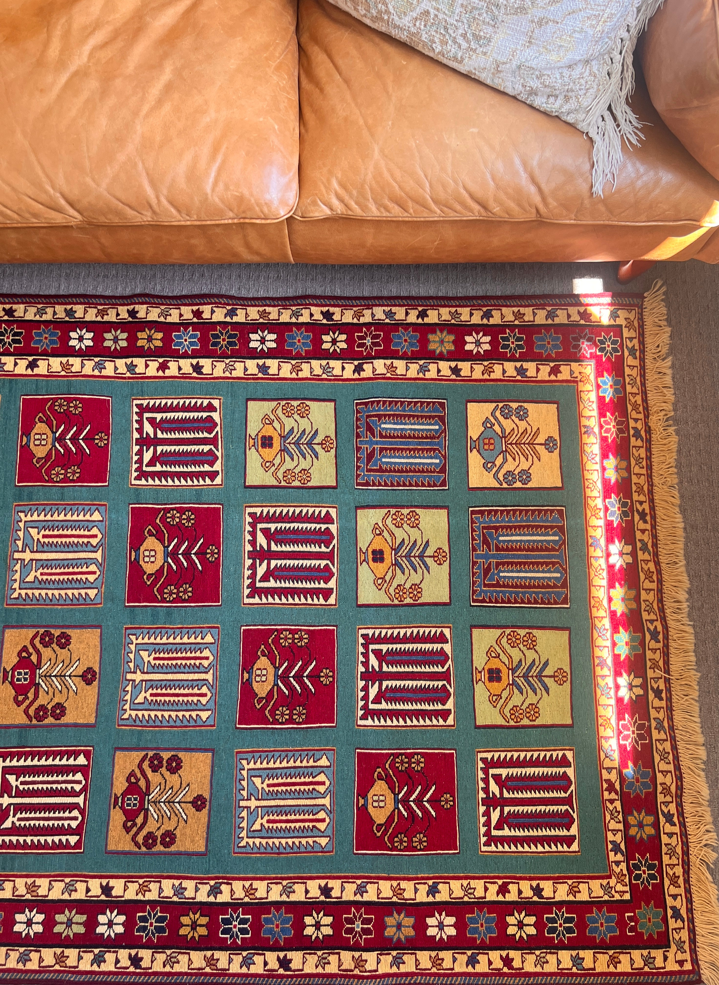 Handwoven Sumak Kilim Rug – 125×210 cm| Handwoven Wool Kilim