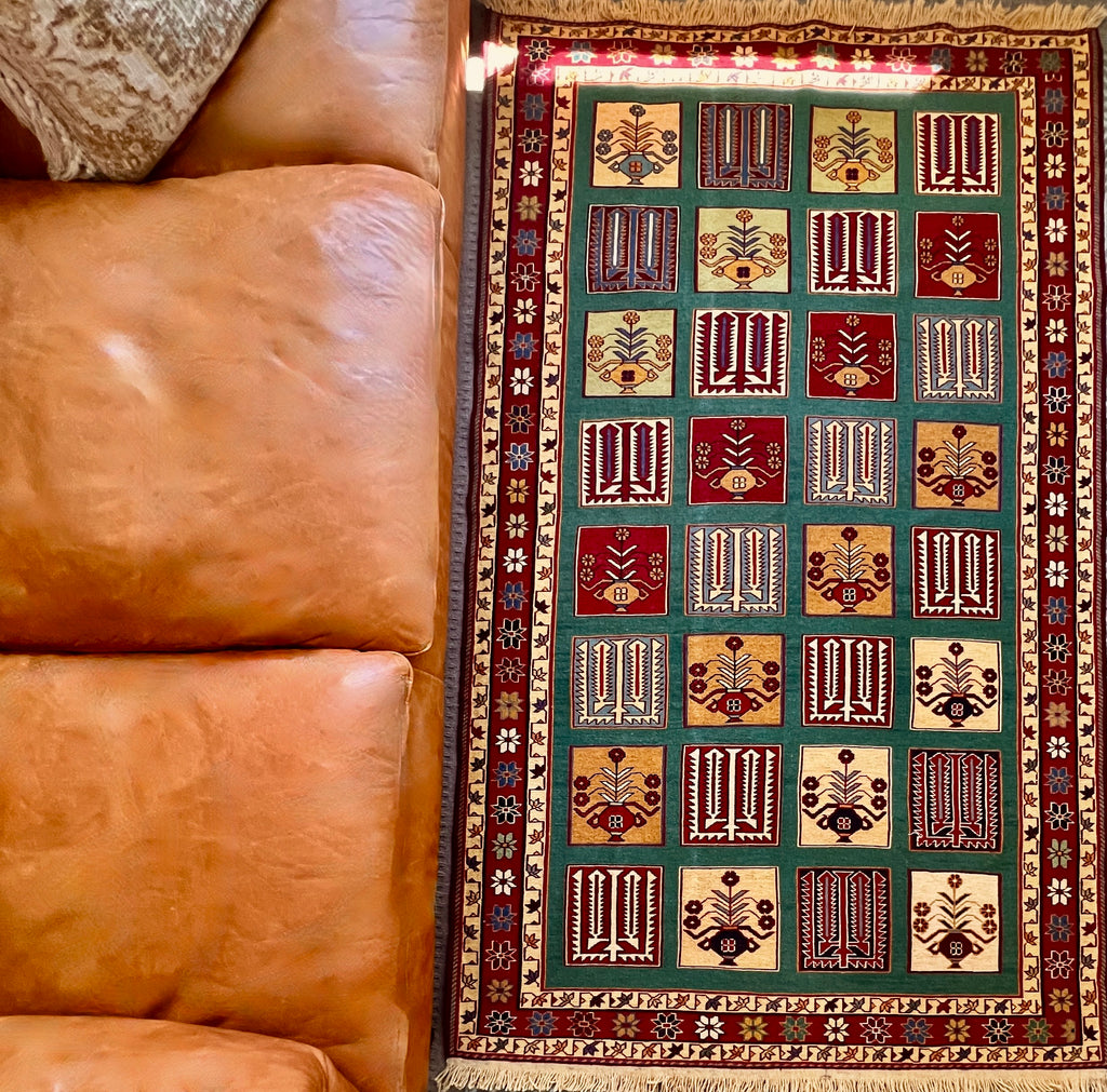 Handwoven Sumak Kilim Rug – 125×210 cm| Handwoven Wool Kilim