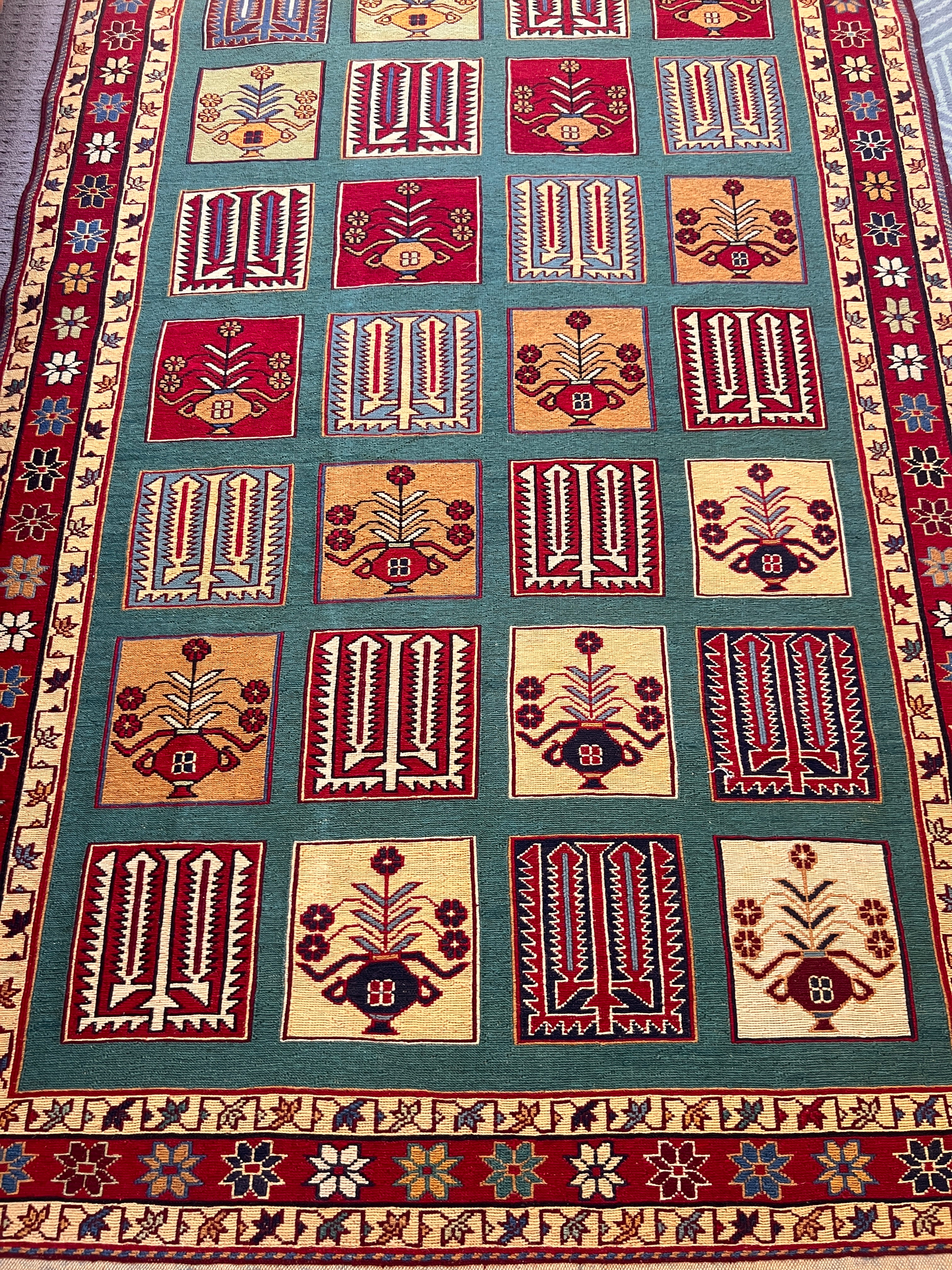 Handwoven Sumak Kilim Rug – 125×210 cm| Handwoven Wool Kilim