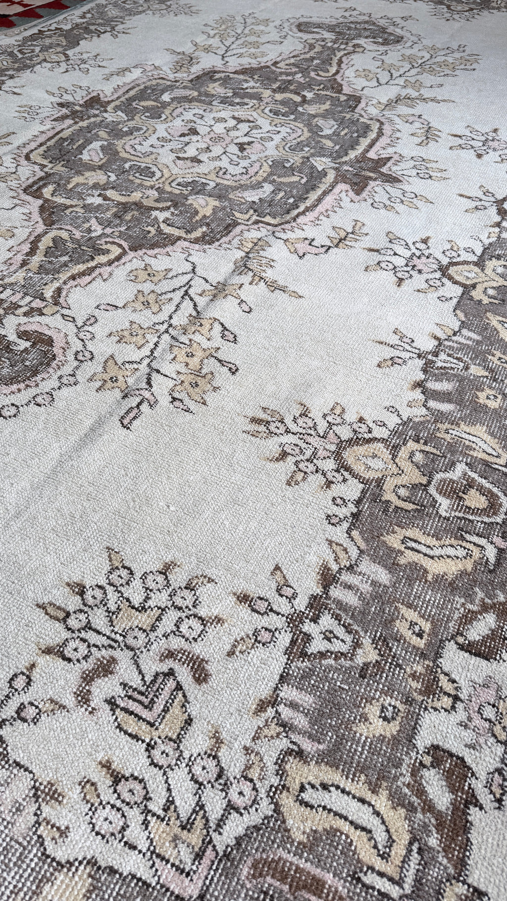 150-Year-Old Uşak Rug – 185 × 307 cm – Handmade Wool & Cotton – Antique Turkish Carpet