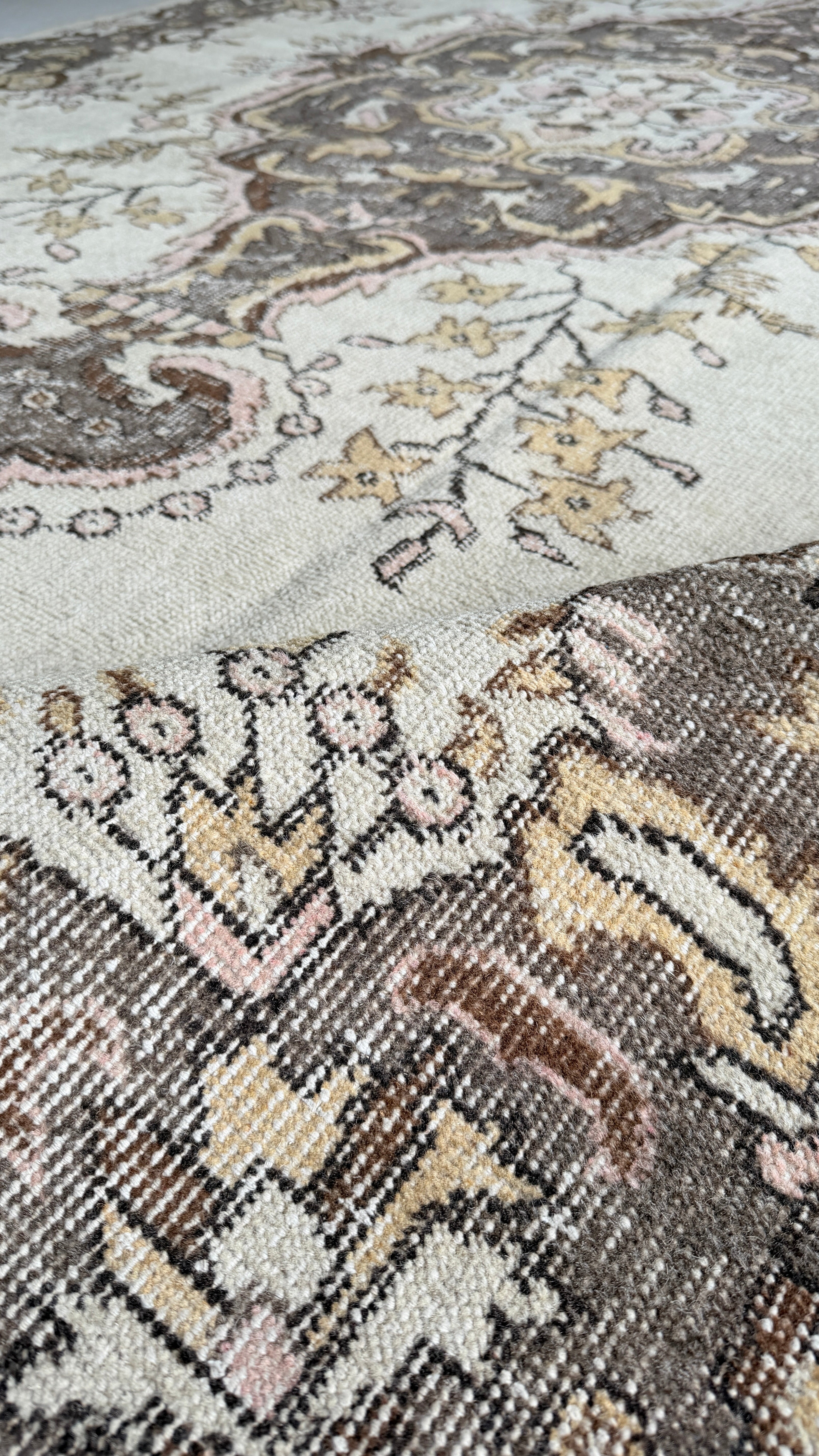 150-Year-Old Uşak Rug – 185 × 307 cm – Handmade Wool & Cotton – Antique Turkish Carpet