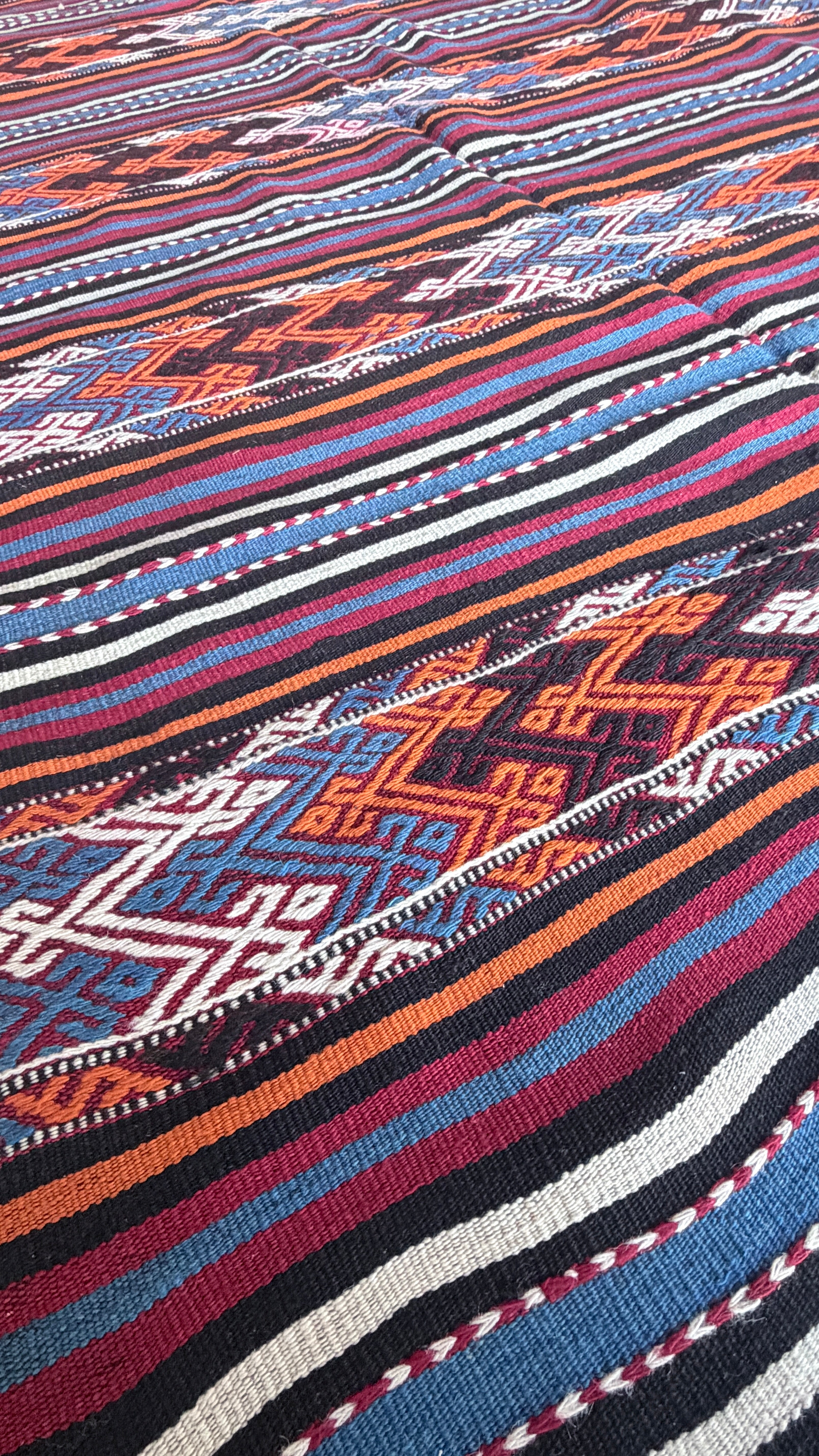 Turkish Kilim – 153 × 235 cm – Handmade Wool Kilim – Anatolian Tribal Rug