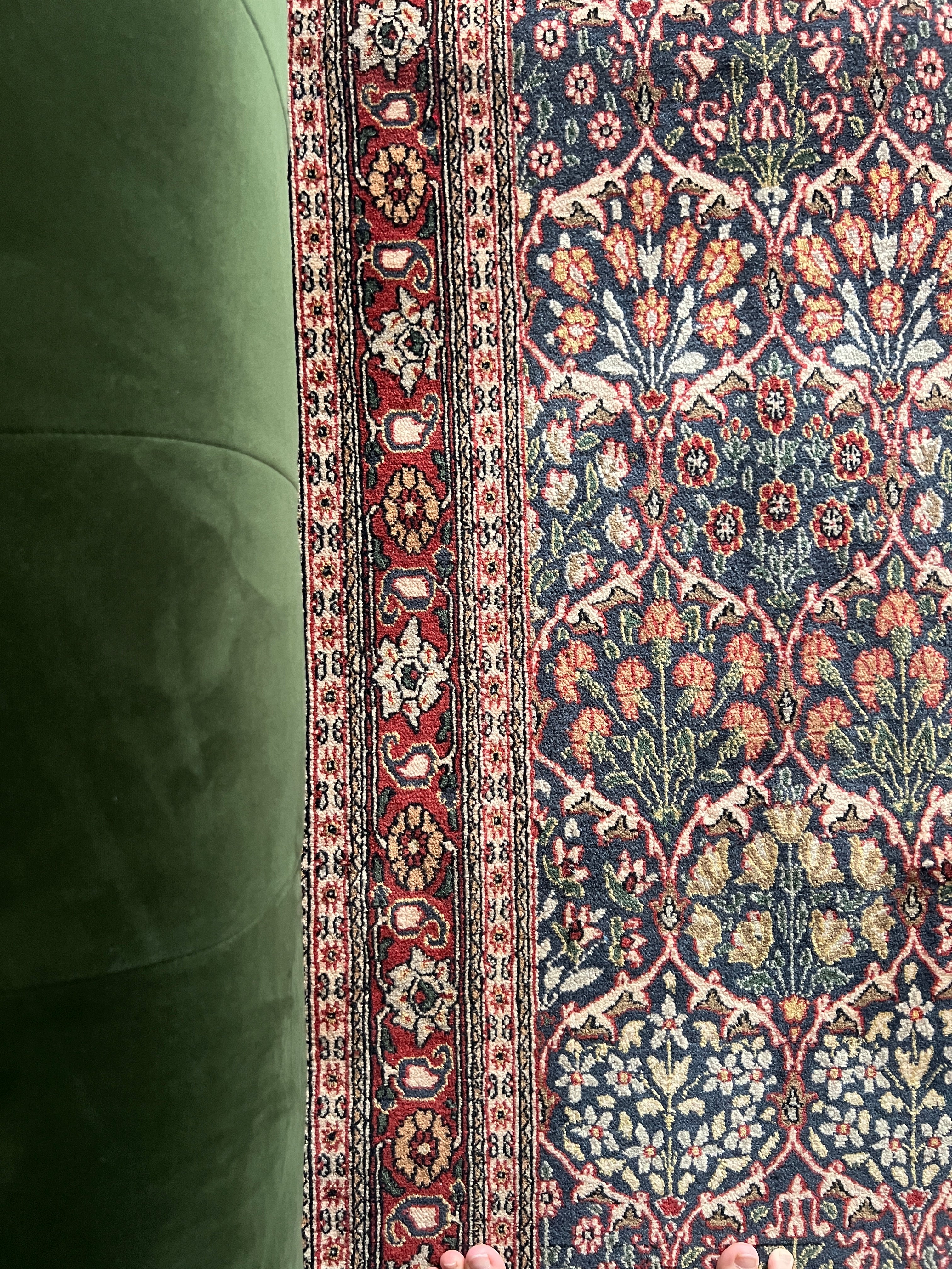 Hereke Handwoven Wool Rug – 160×250 cm | Classic Turkish Floral Carpet