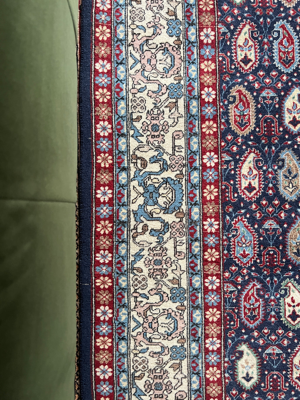 Ottoman Premium Hereke Wool Rug – 200×300 cm | Handwoven Turkish Floral Carpet