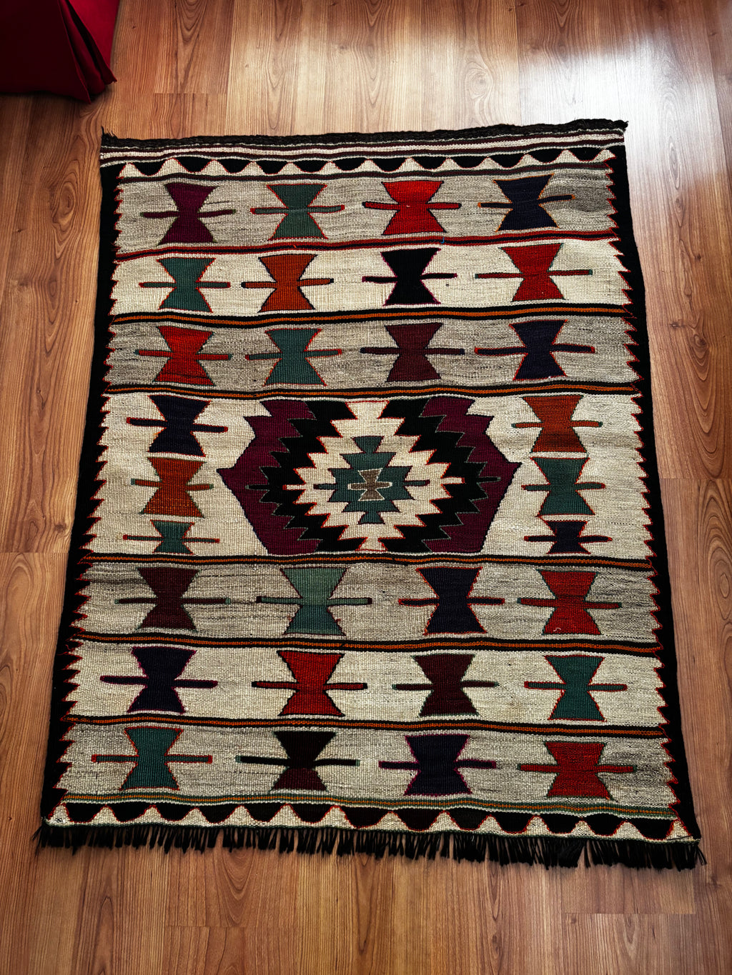97 × 125 cm | Handmade Mersin Mut Wool Kilim